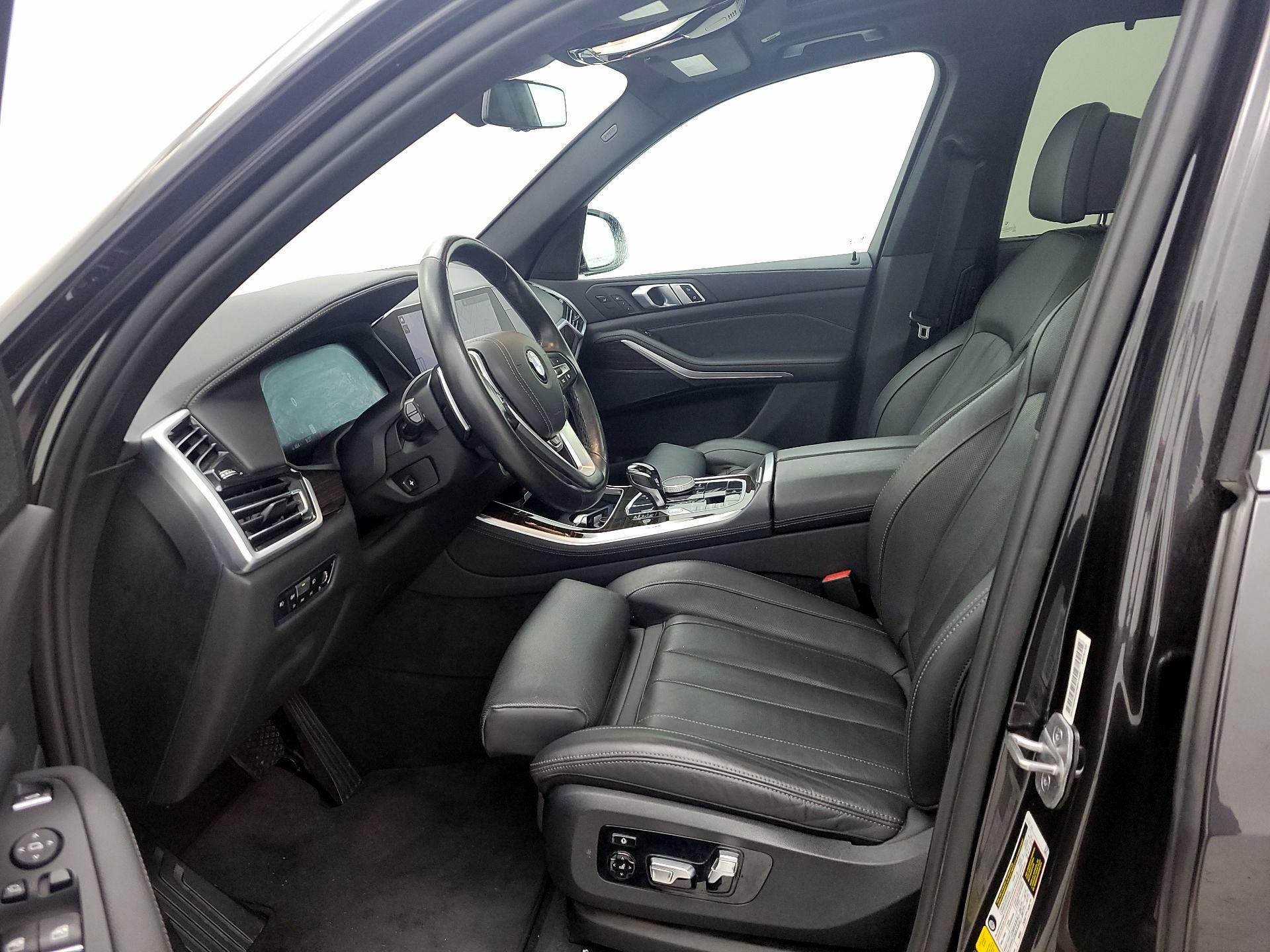 Thumbnail: 2021 BMW X5 - 11