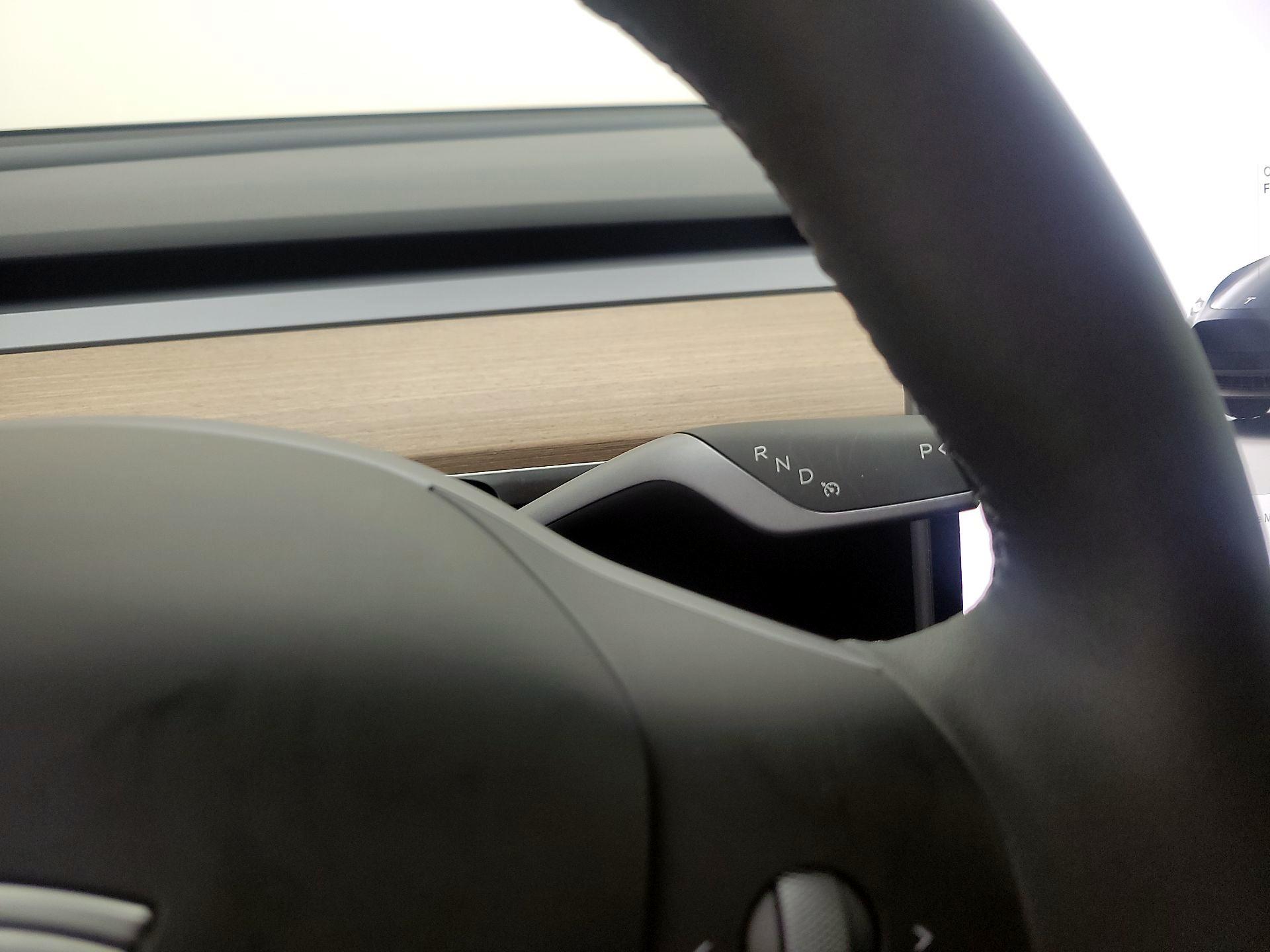Thumbnail: 2025 Tesla Model Y - 17
