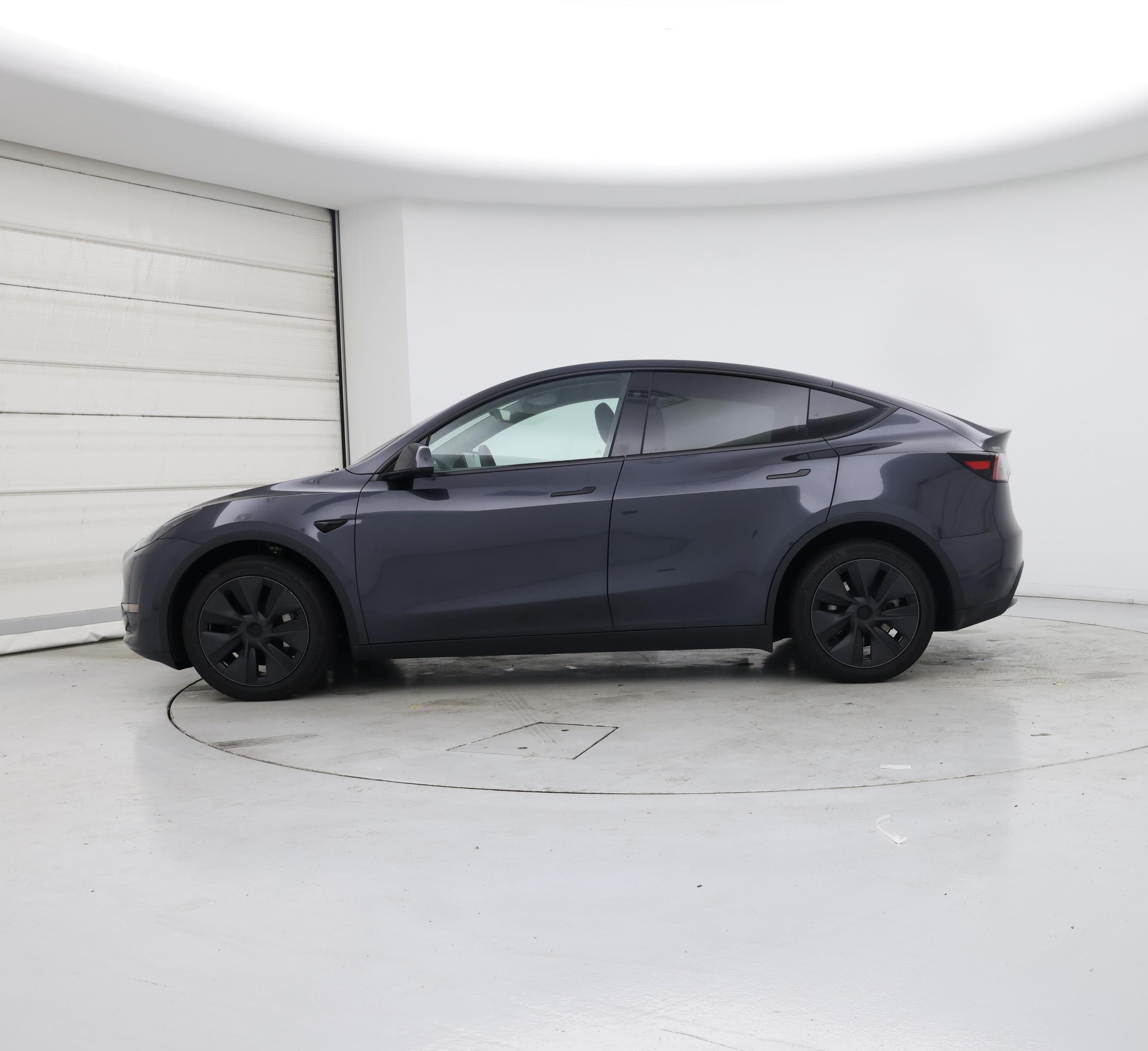 Thumbnail: 2025 Tesla Model Y - 3