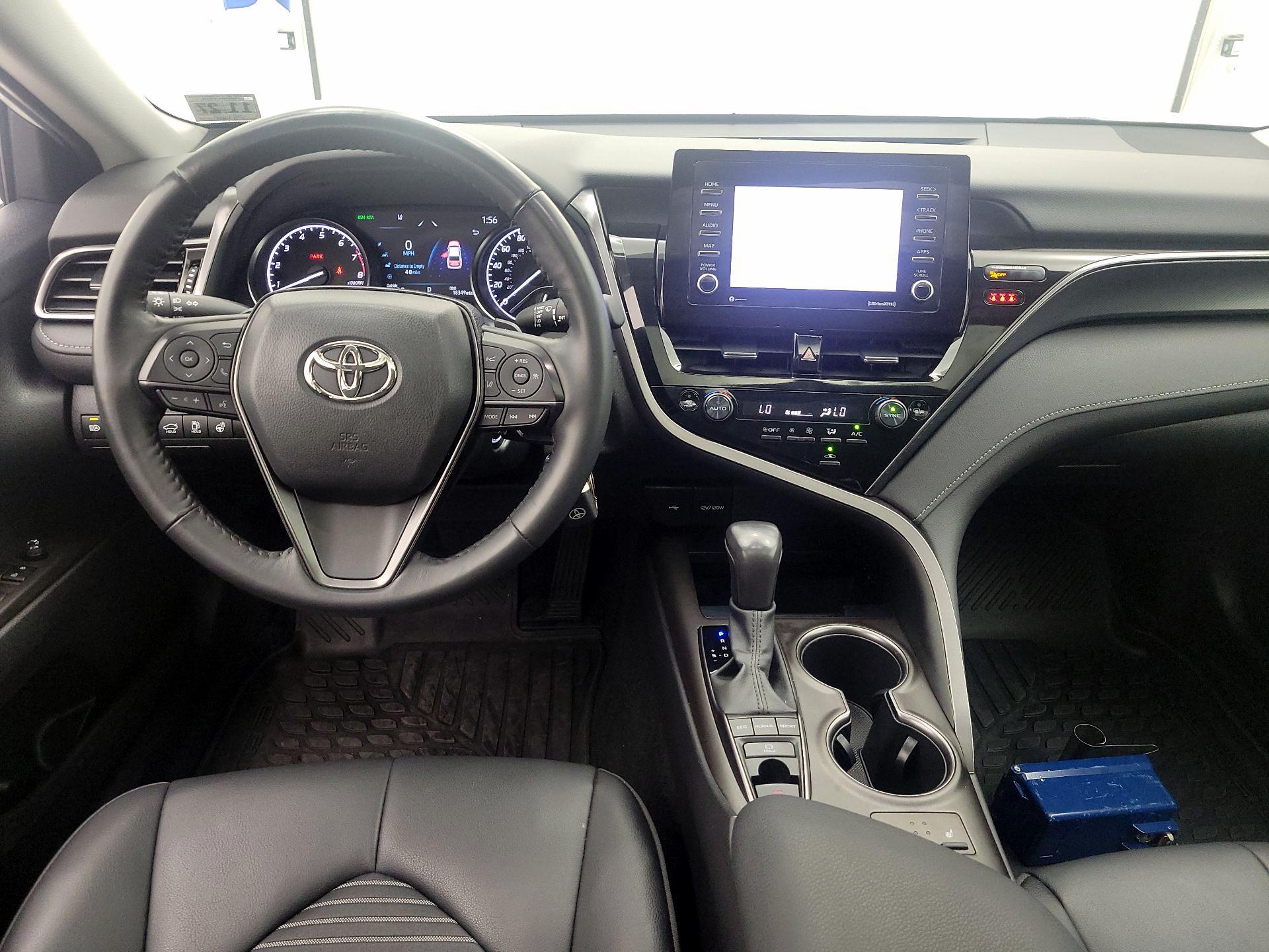 Thumbnail: 2023 Toyota Camry - 9