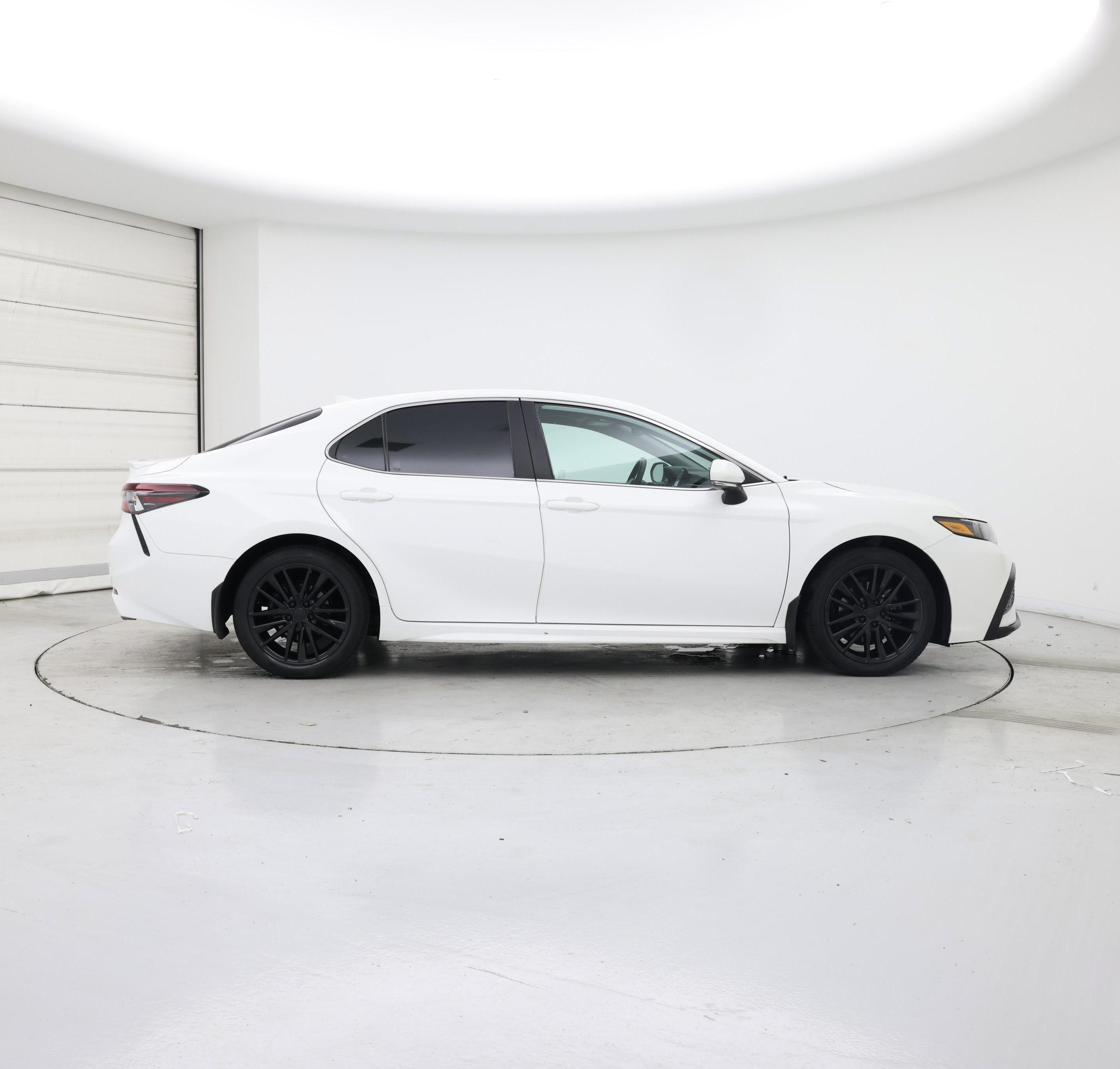 Thumbnail: 2023 Toyota Camry - 7