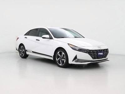White 2023 Hyundai Elantra Limited