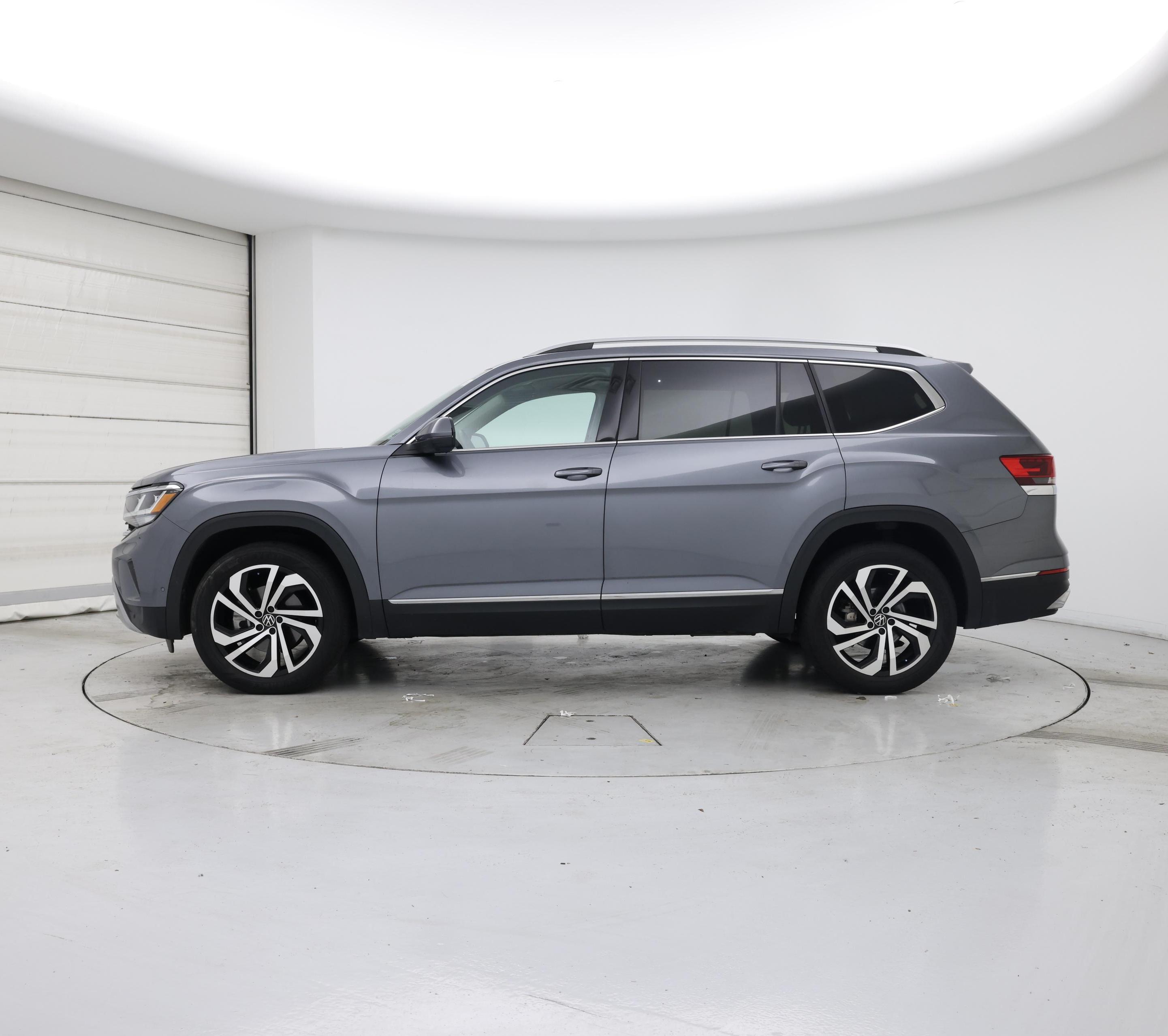 Thumbnail: 2021 Volkswagen Atlas - 3