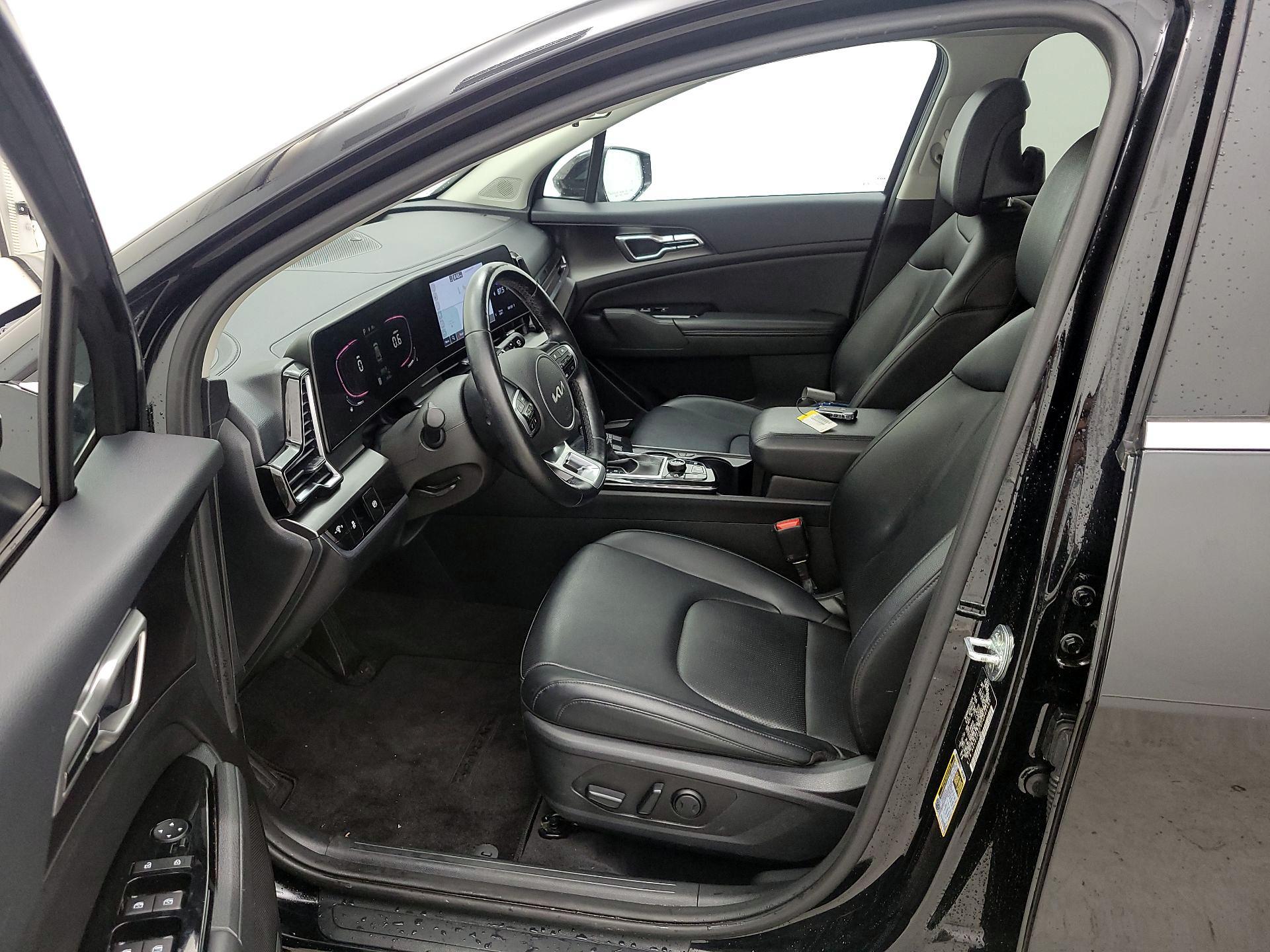Thumbnail: 2023 Kia Sportage - 11