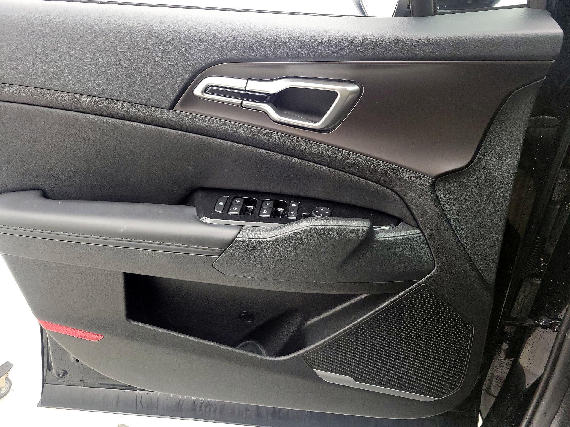 Thumbnail: 2023 Kia Sportage - 12