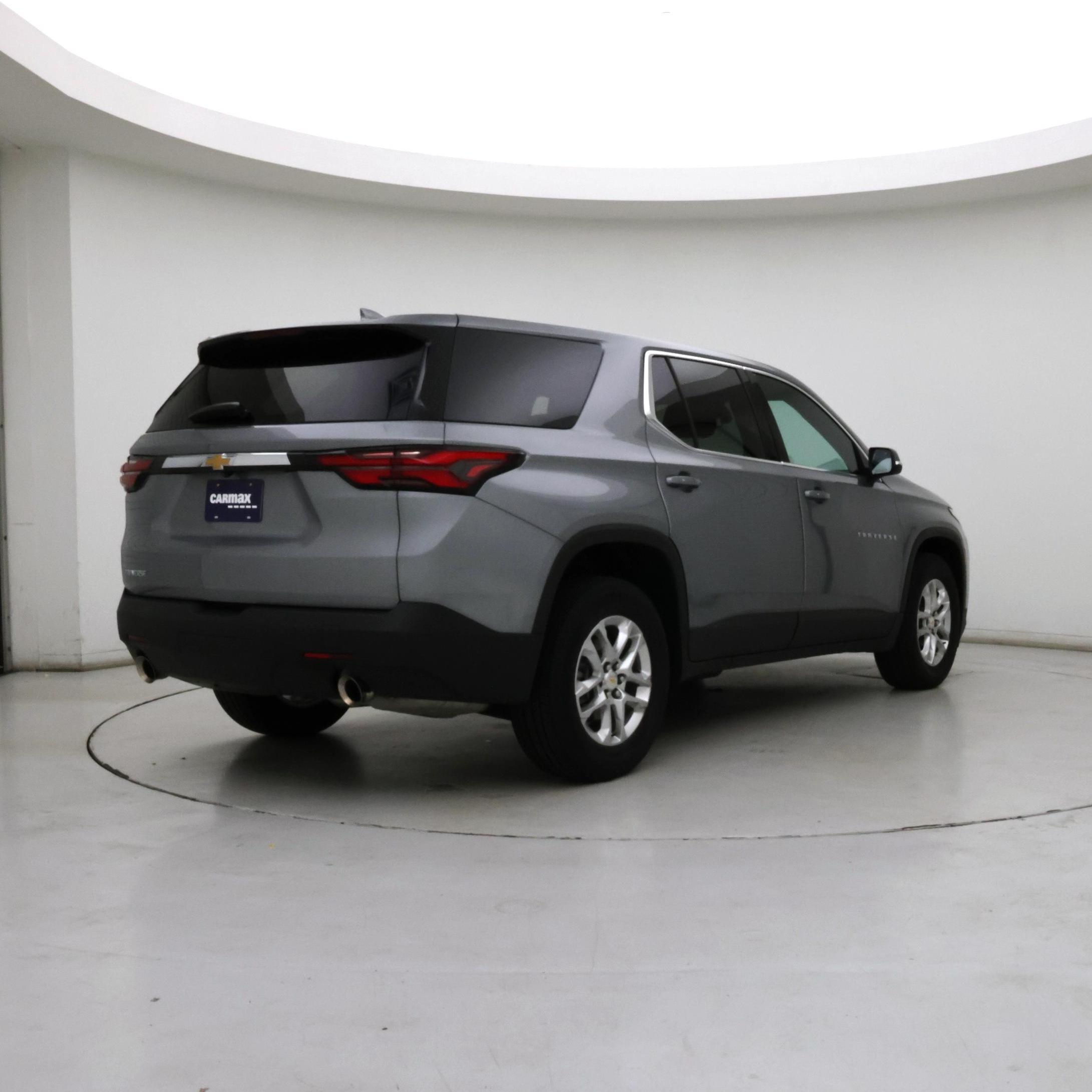 Thumbnail: 2023 Chevrolet Traverse - 8