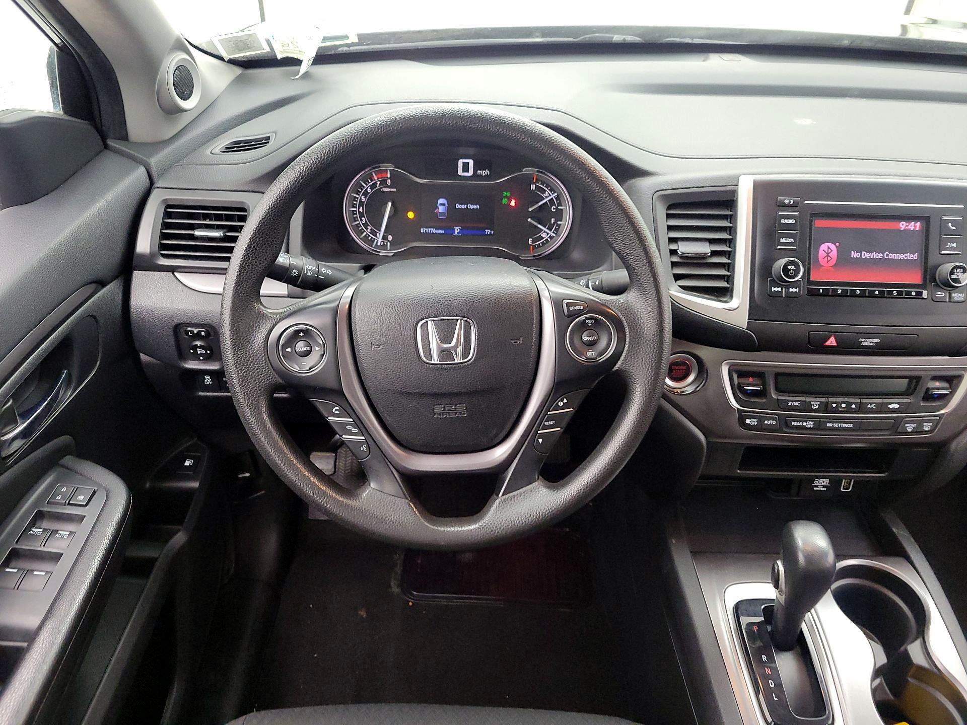 Thumbnail: 2019 Honda Ridgeline - 10
