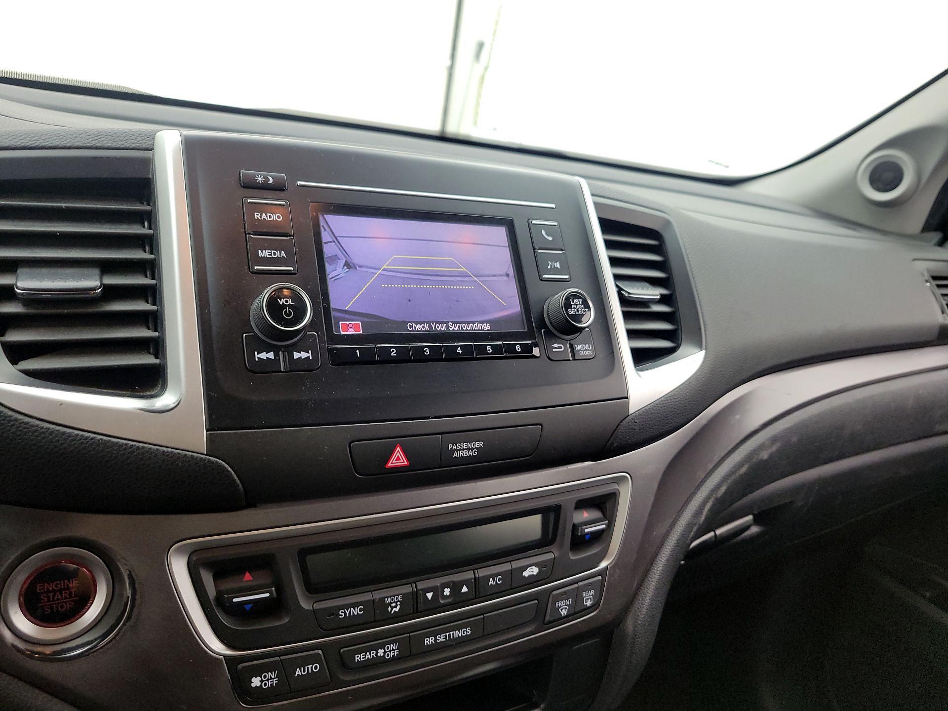 Thumbnail: 2019 Honda Ridgeline - 14