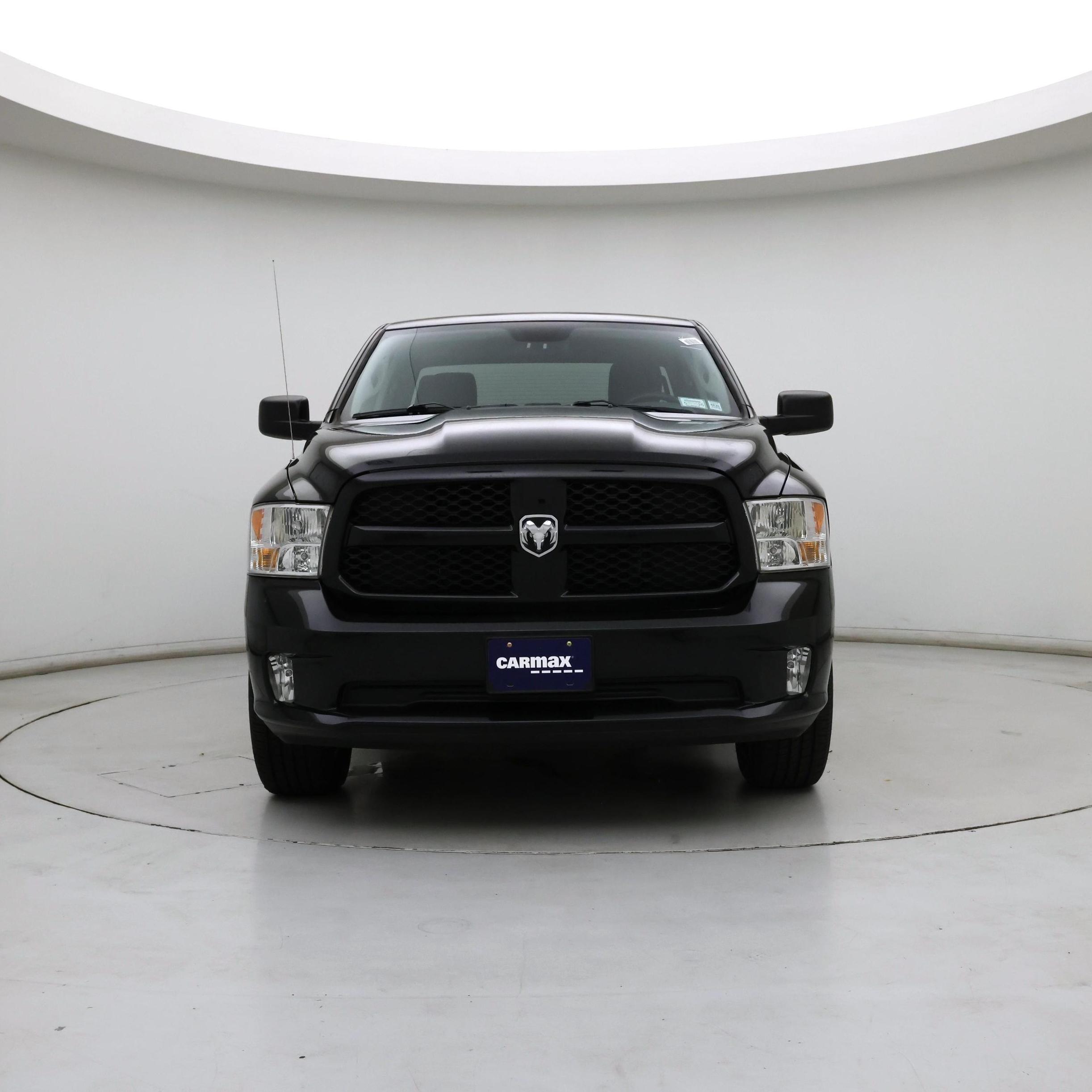 Thumbnail: 2019 RAM 1500 Classic - 5