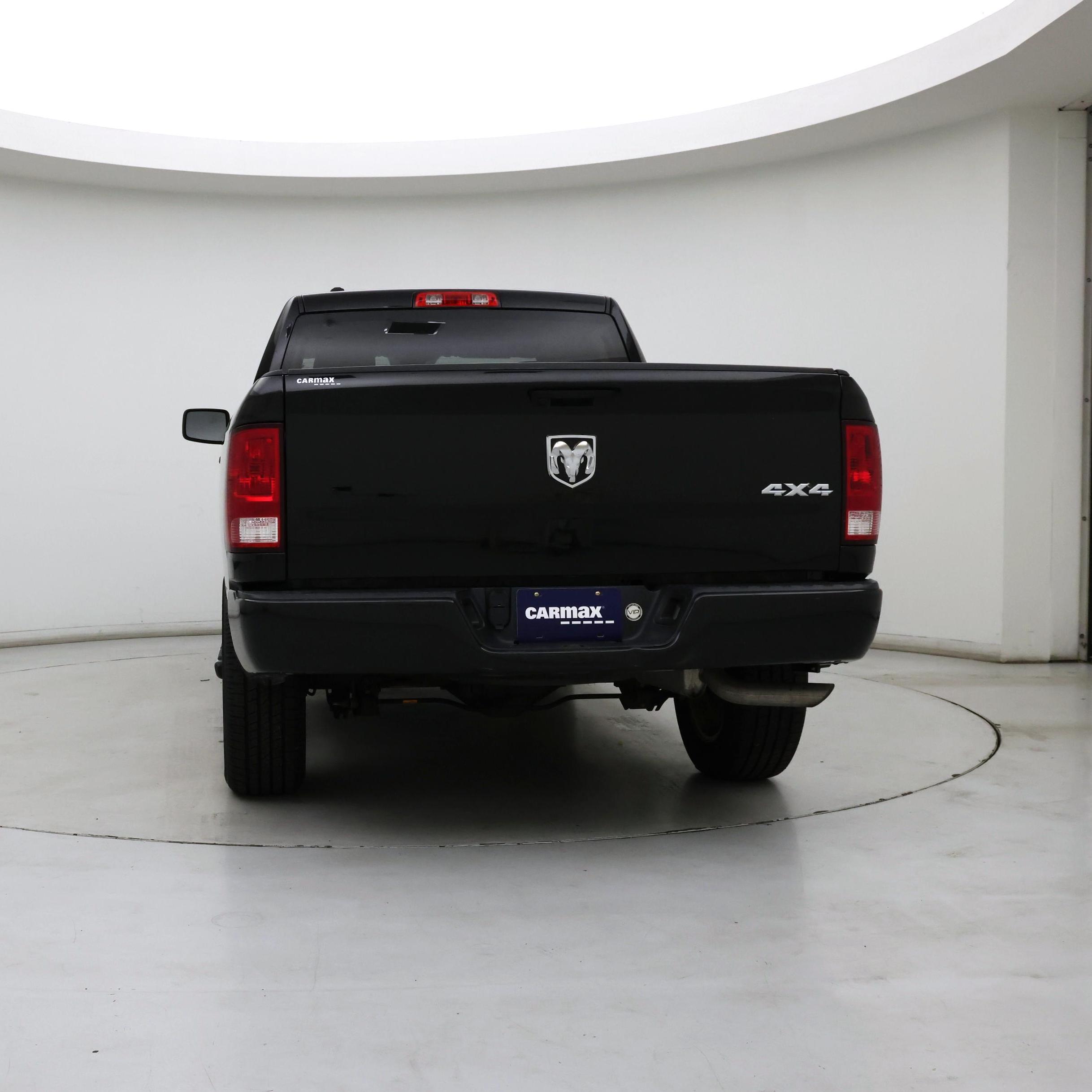 Thumbnail: 2019 RAM 1500 Classic - 6