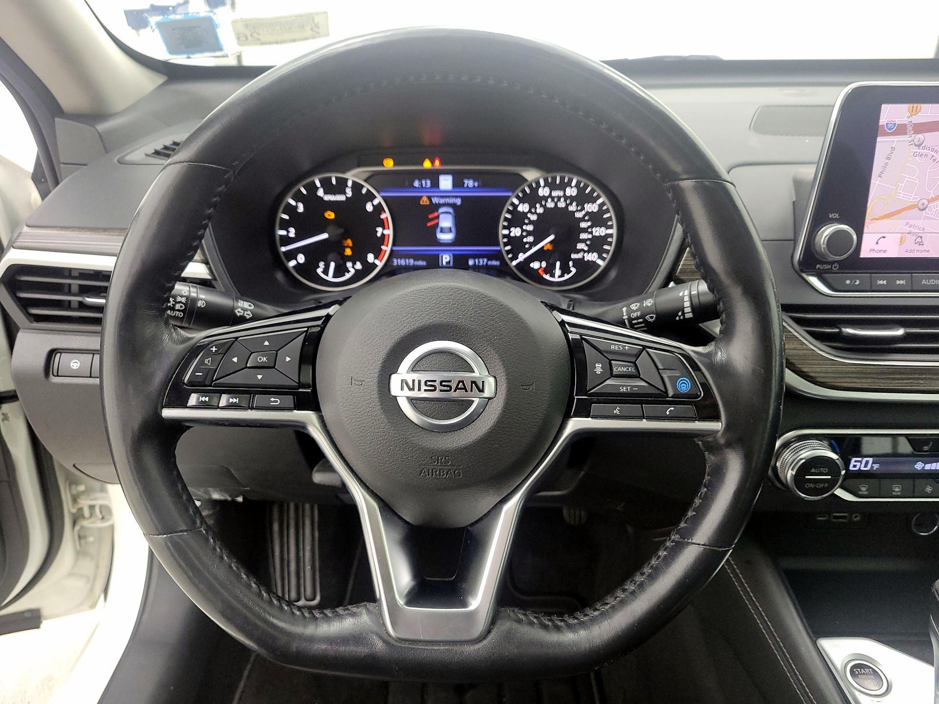 Thumbnail: 2019 Nissan Altima - 10
