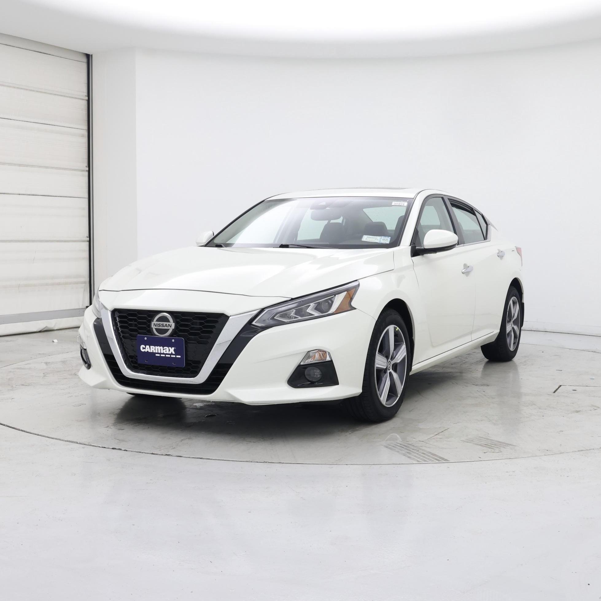 Thumbnail: 2019 Nissan Altima - 4