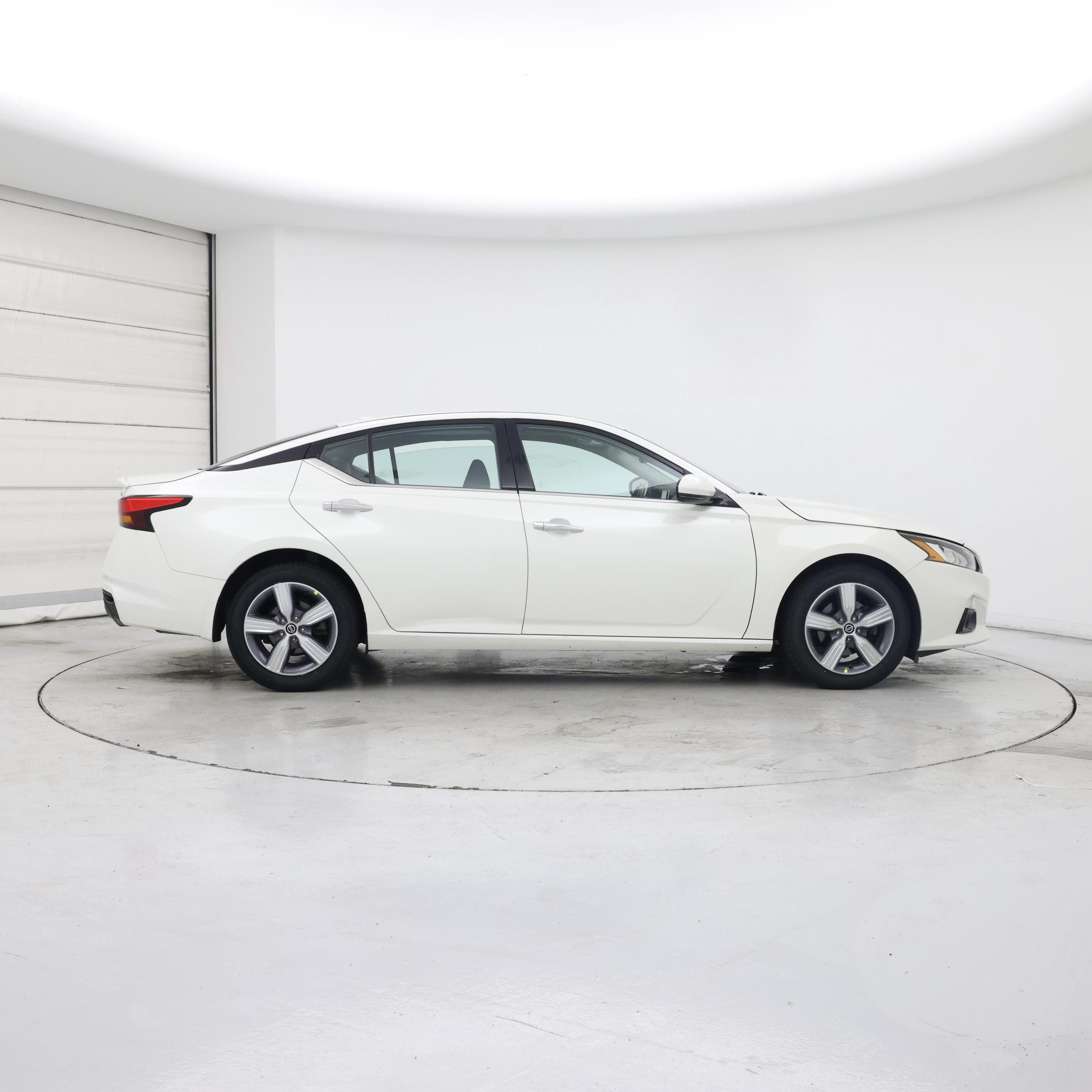 Thumbnail: 2019 Nissan Altima - 7