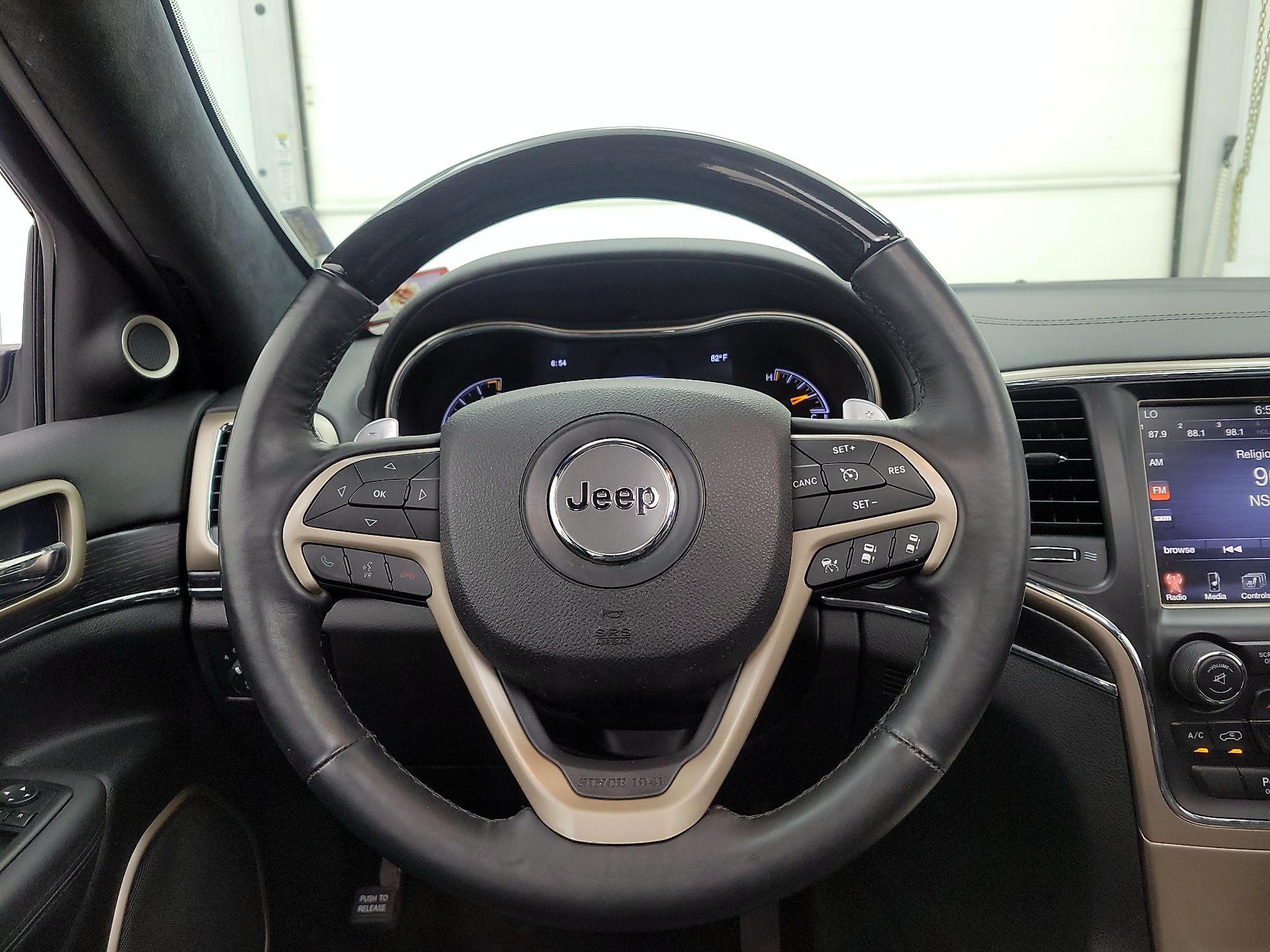 Thumbnail: 2014 Jeep Grand Cherokee - 10