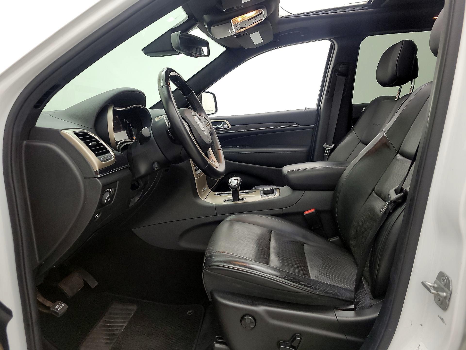 Thumbnail: 2014 Jeep Grand Cherokee - 11