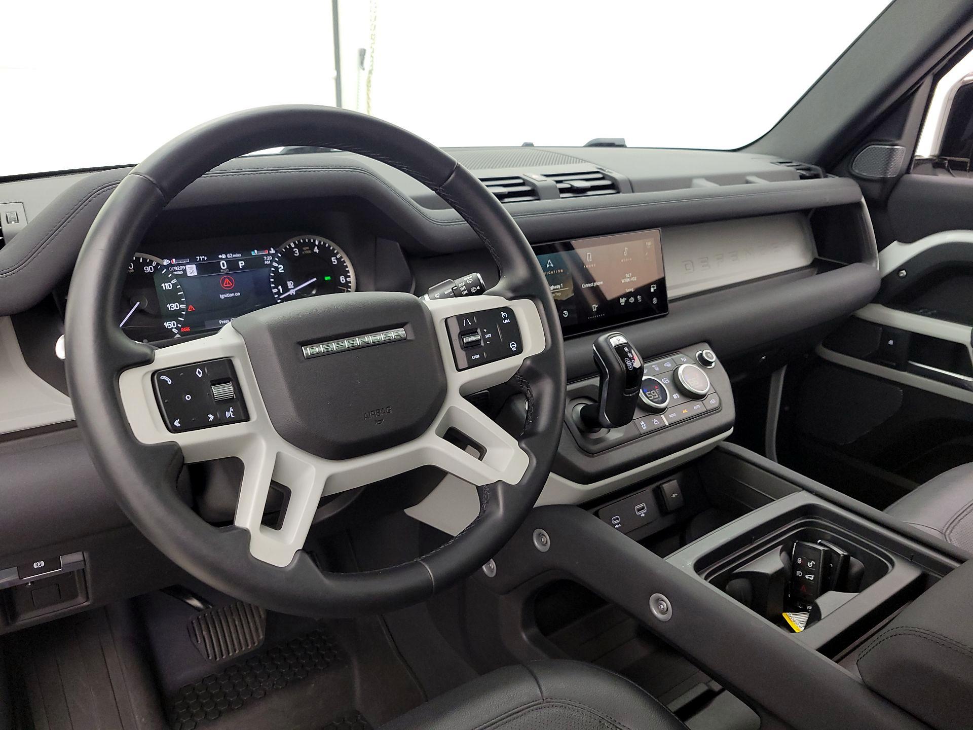 Thumbnail: 2023 Land Rover Defender - 9