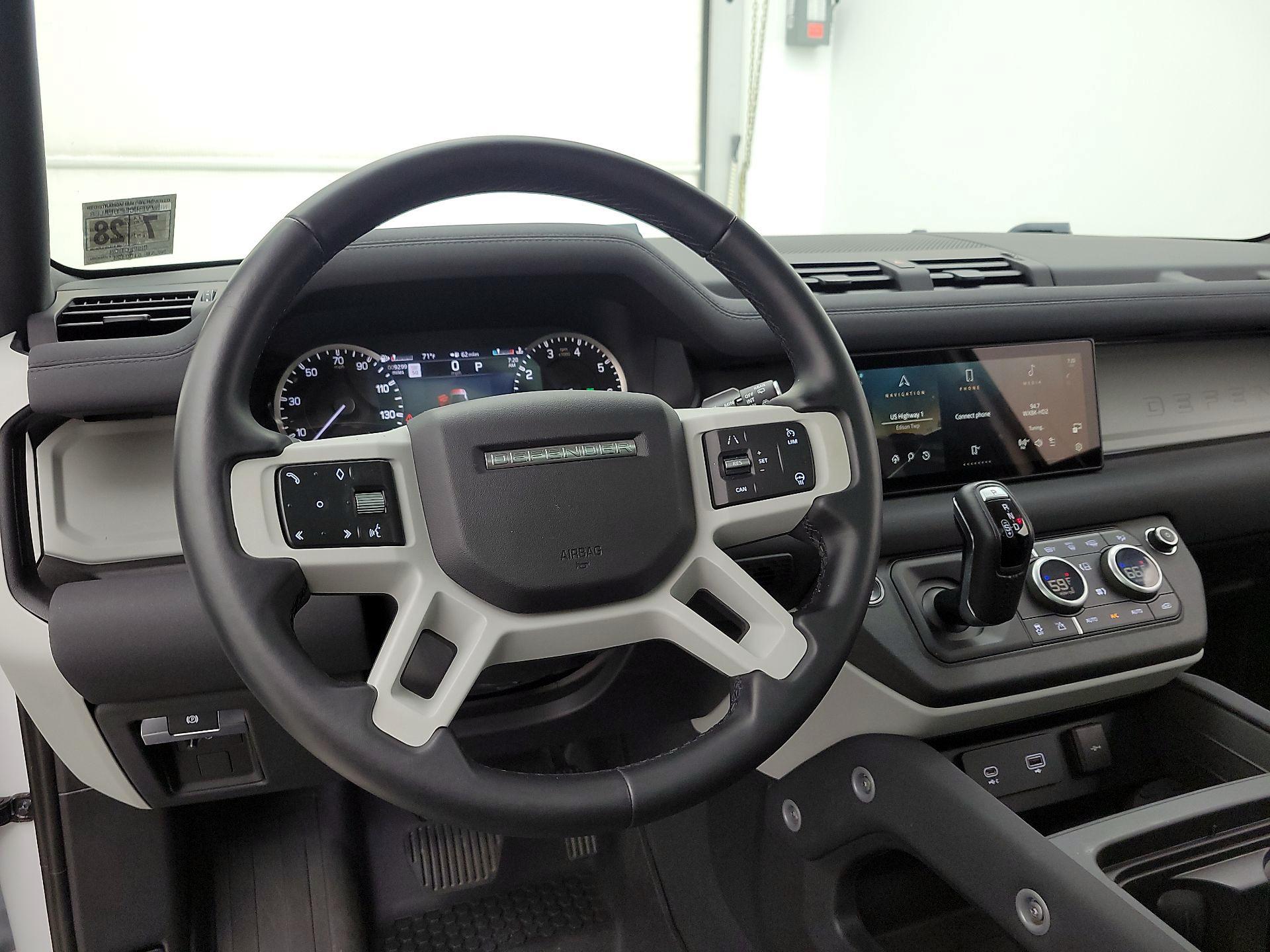 Thumbnail: 2023 Land Rover Defender - 10