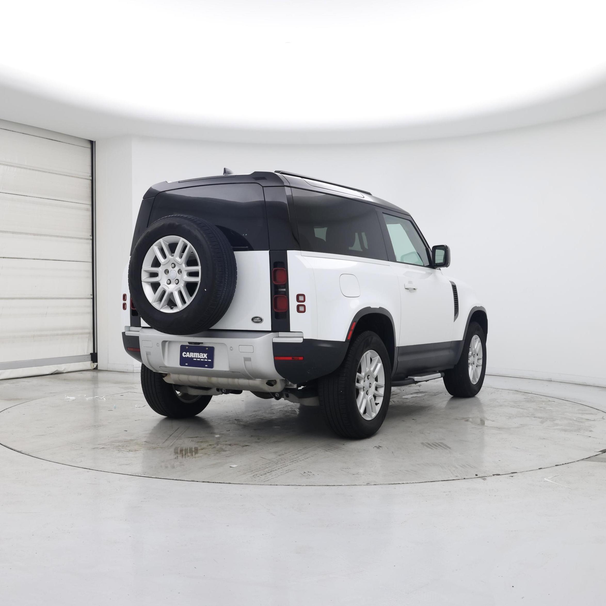 Thumbnail: 2023 Land Rover Defender - 8