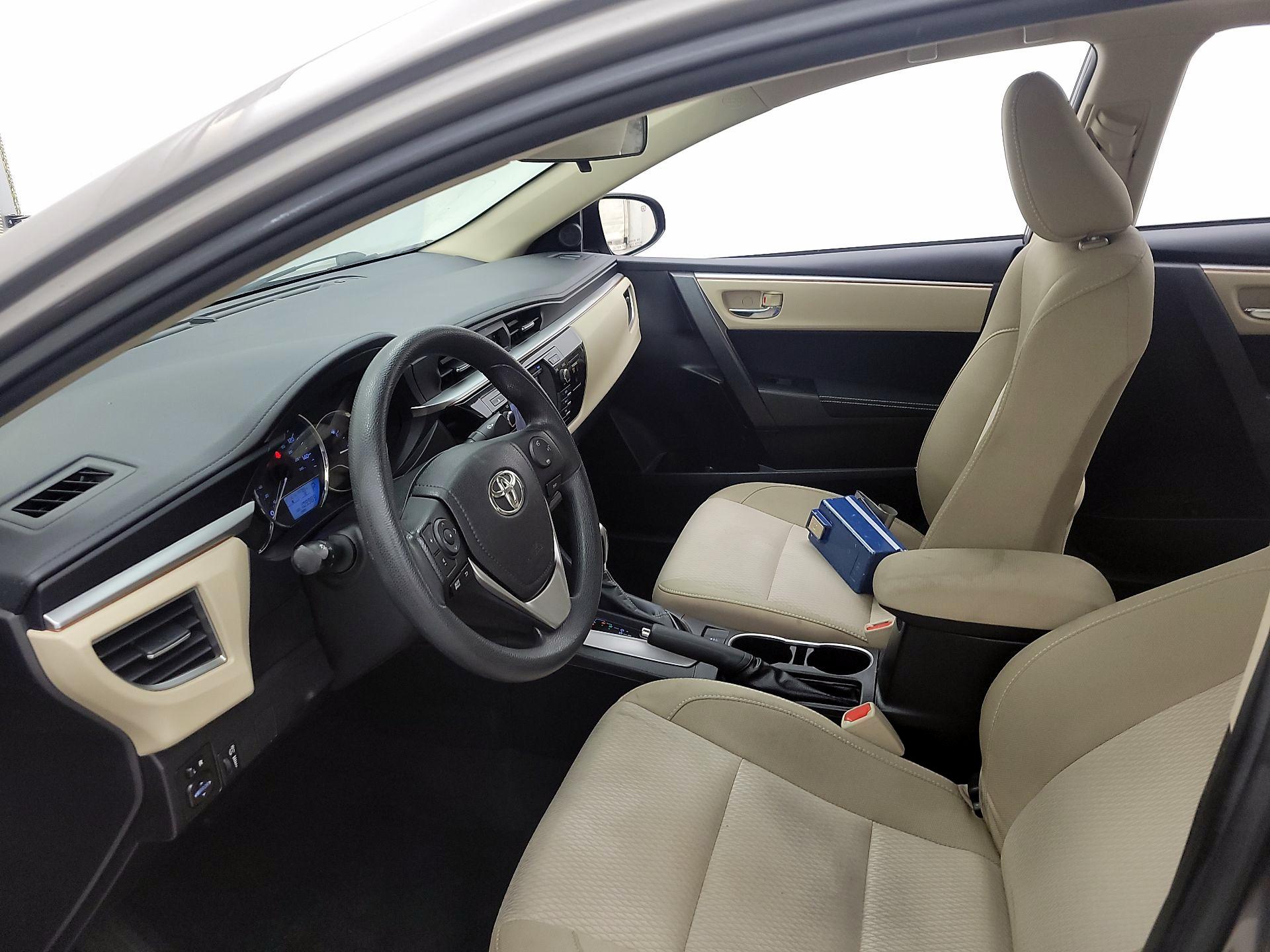 Thumbnail: 2015 Toyota Corolla - 11
