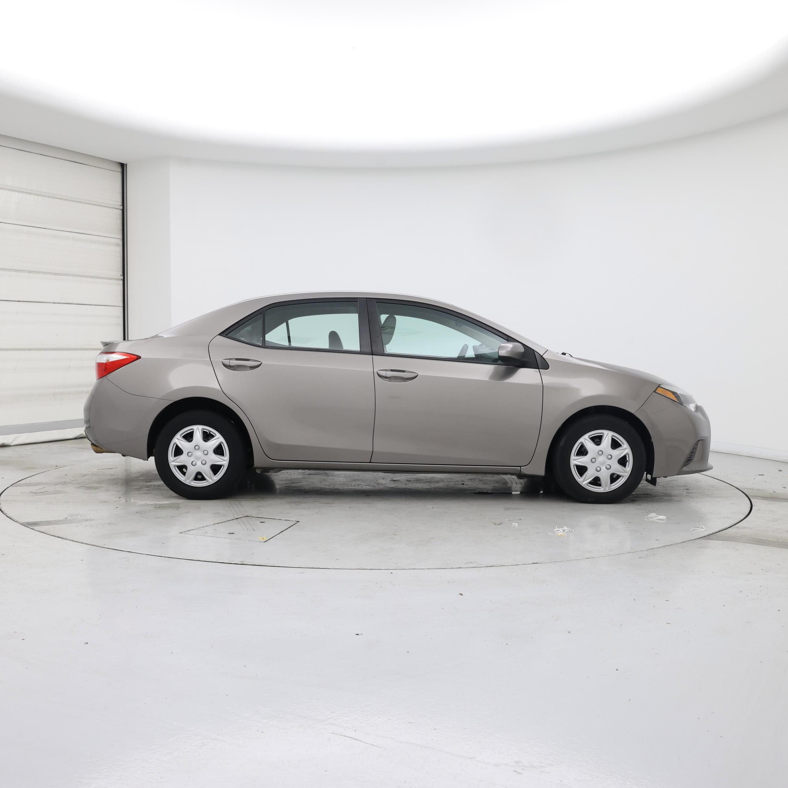 Thumbnail: 2015 Toyota Corolla - 7