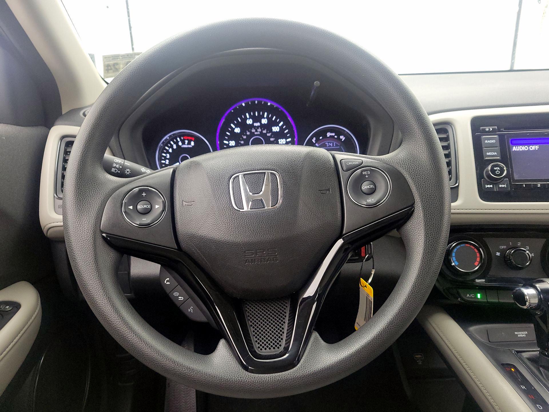 Thumbnail: 2019 Honda HR-V - 10