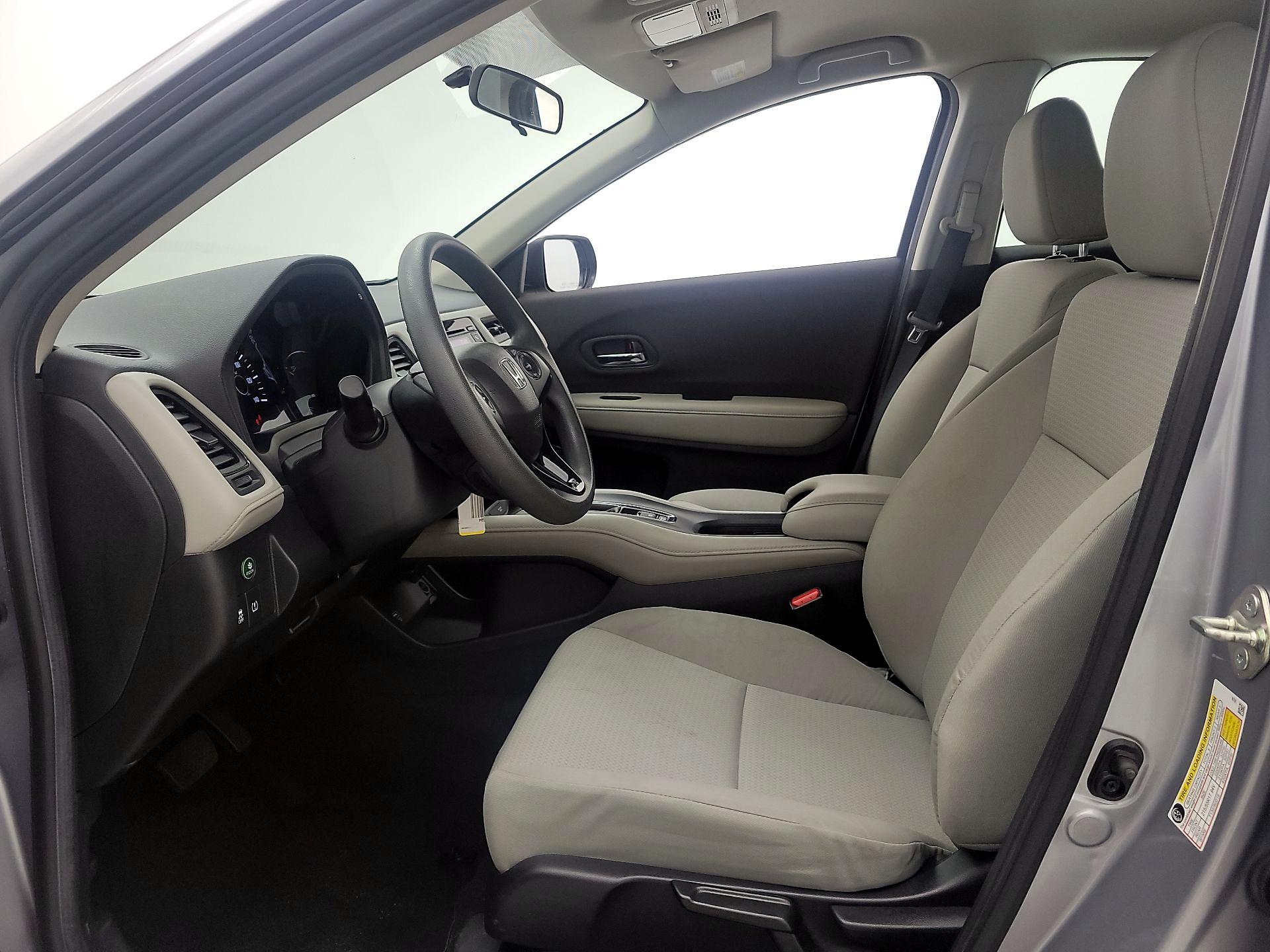 Thumbnail: 2019 Honda HR-V - 11