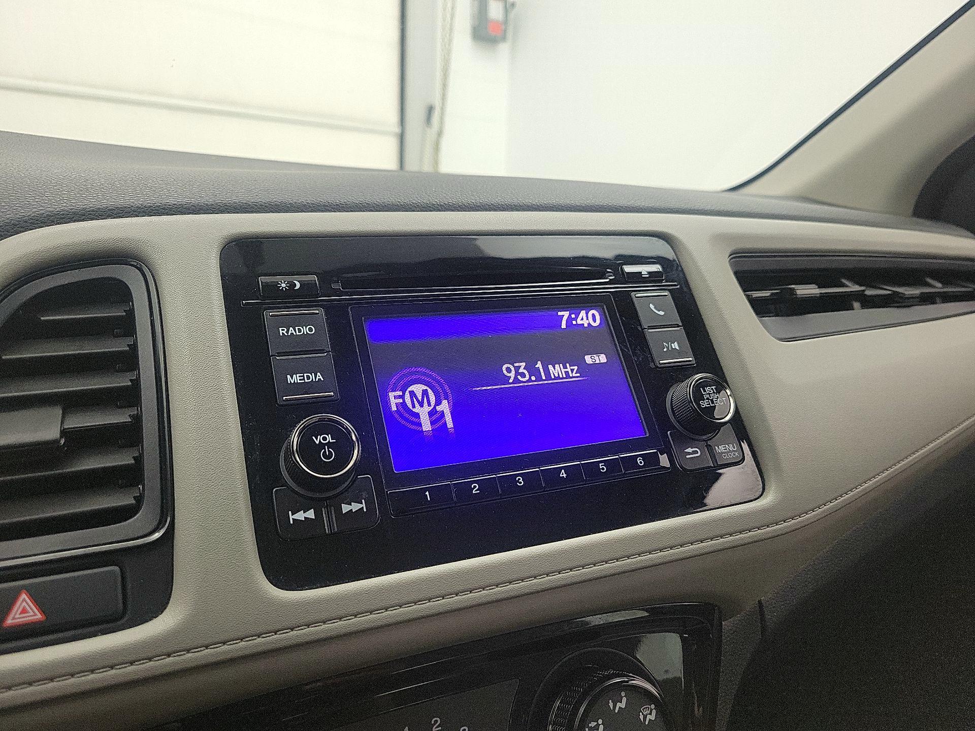 Thumbnail: 2019 Honda HR-V - 15