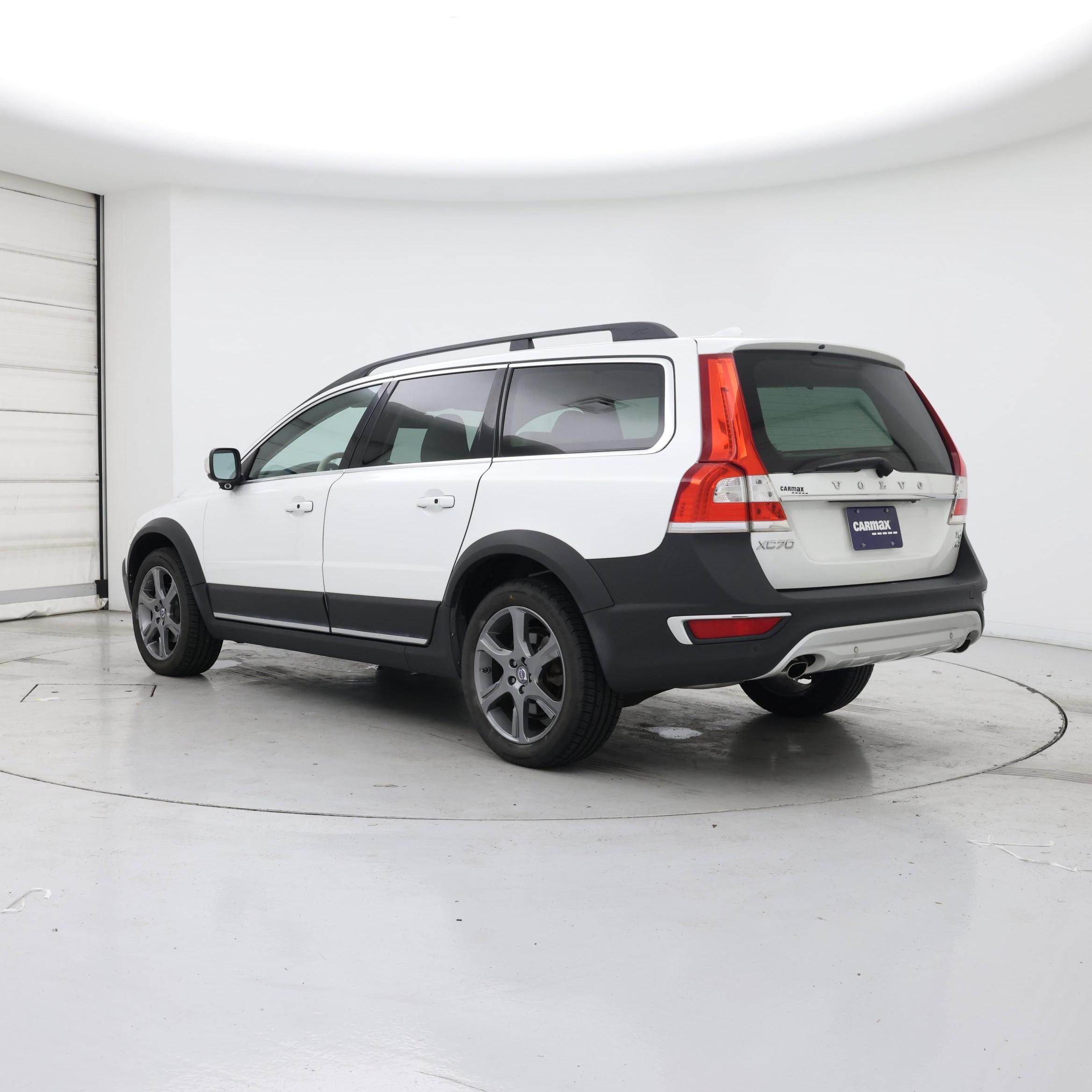 Thumbnail: 2015 Volvo XC70 - 2