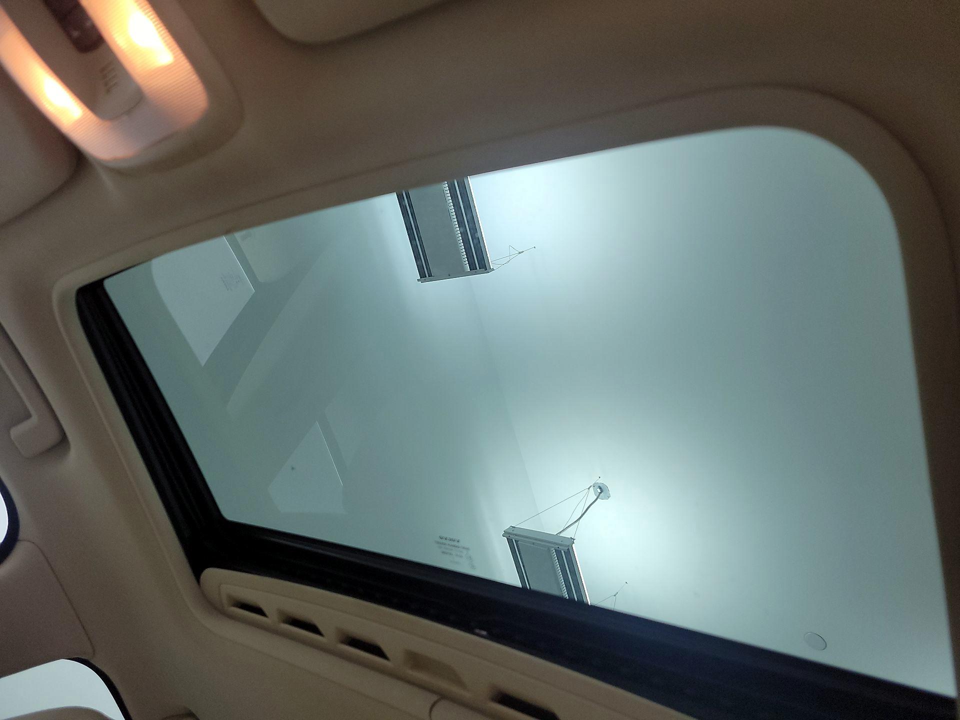 Thumbnail: 2015 Volvo XC70 - 20