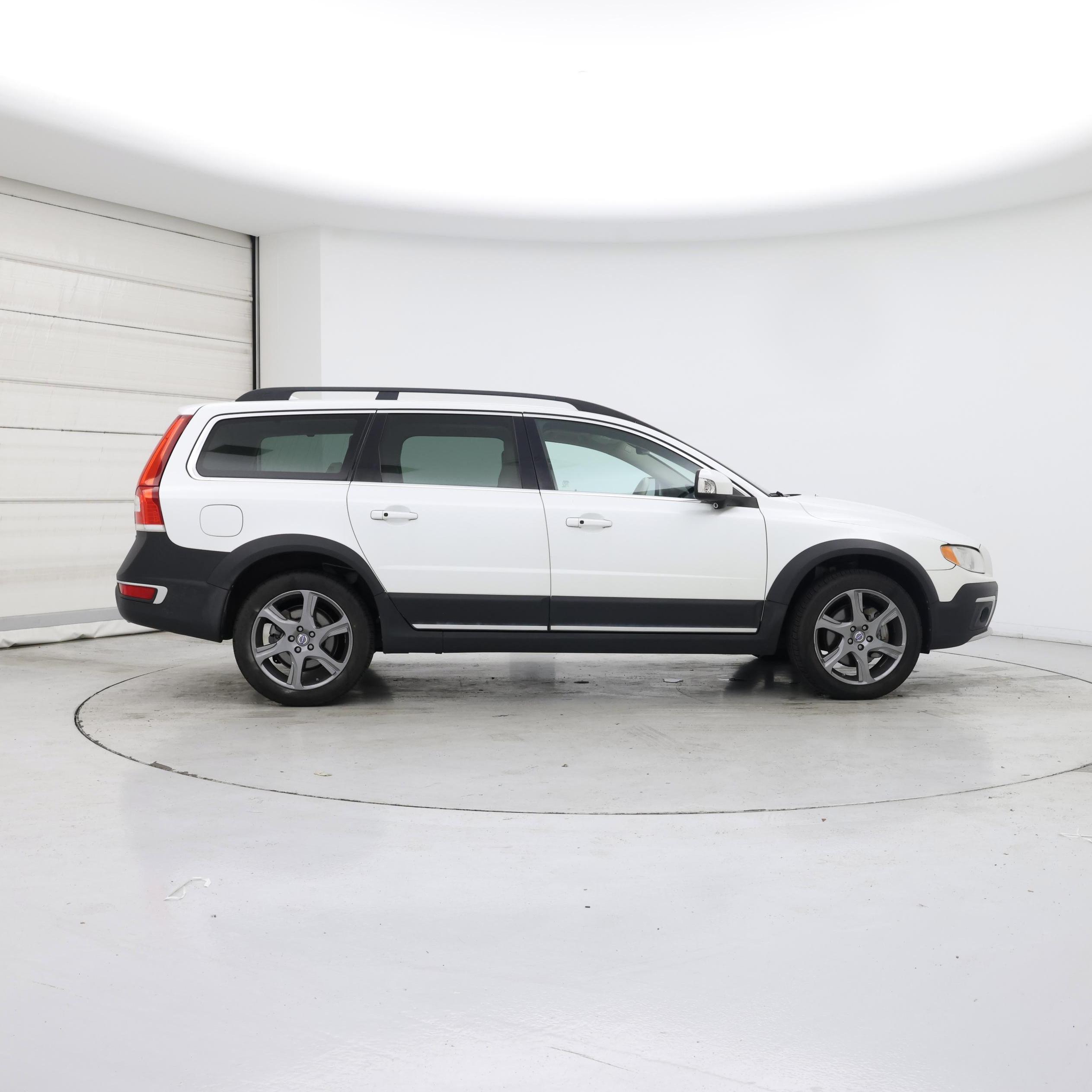 Thumbnail: 2015 Volvo XC70 - 7