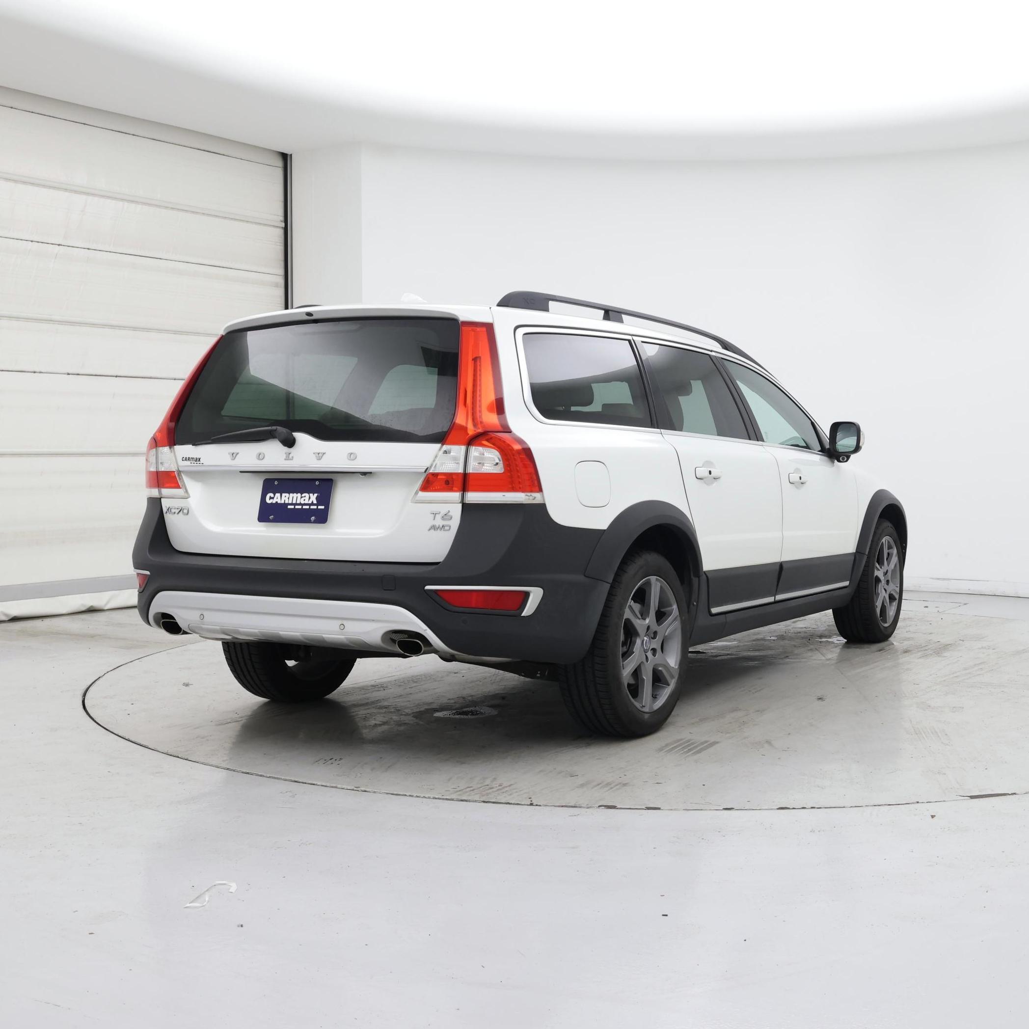 Thumbnail: 2015 Volvo XC70 - 8