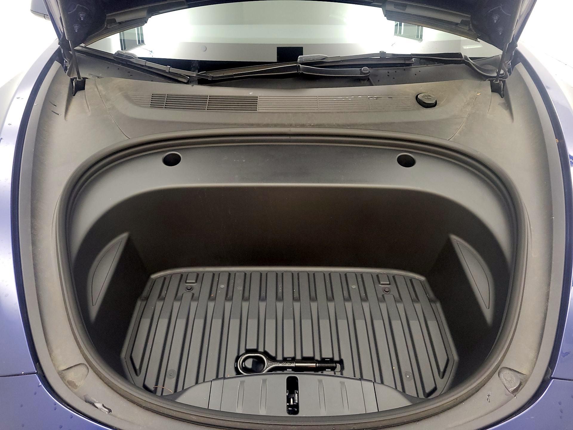 Thumbnail: 2023 Tesla Model 3 - 20