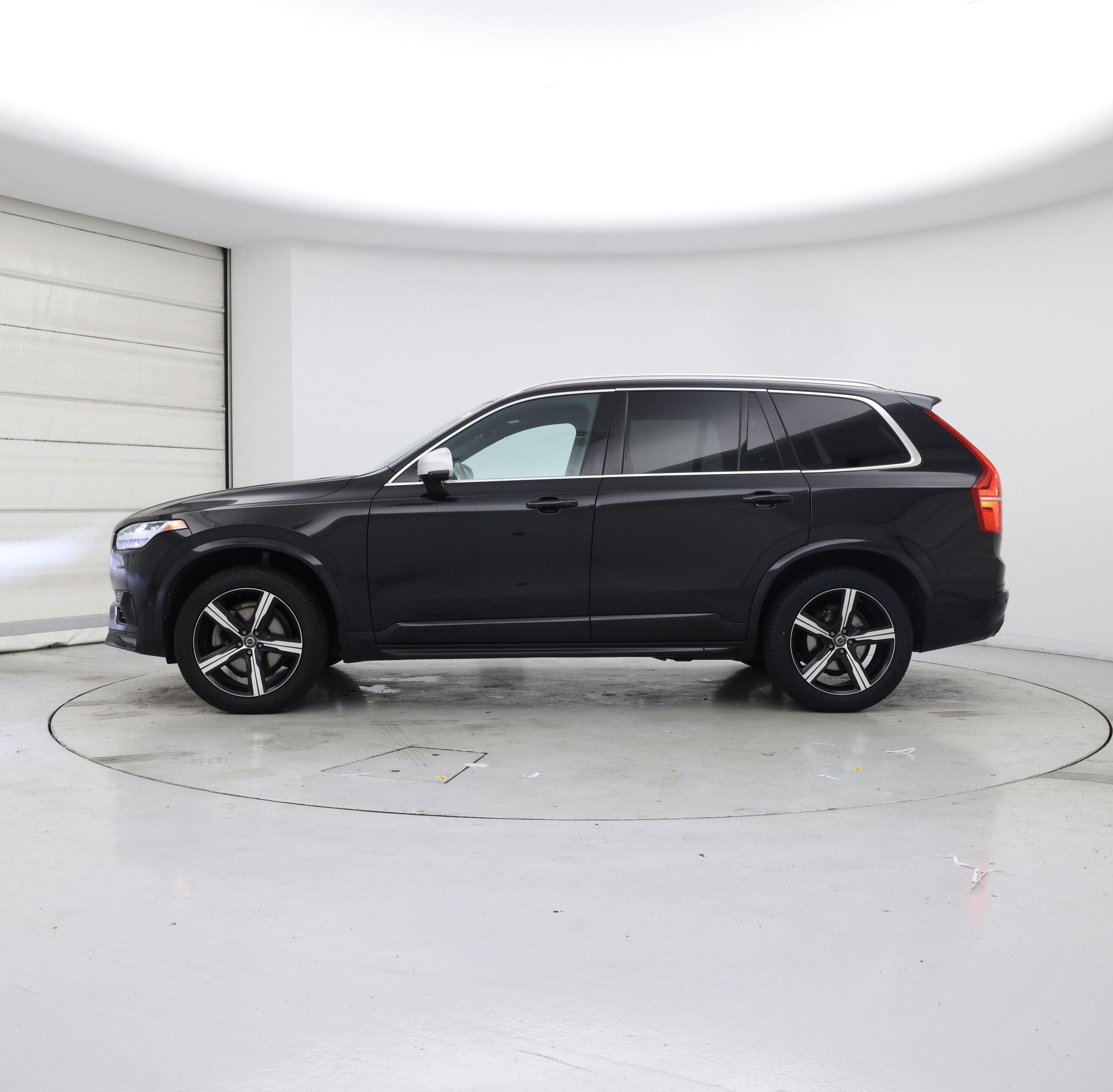 Thumbnail: 2017 Volvo XC90 - 3