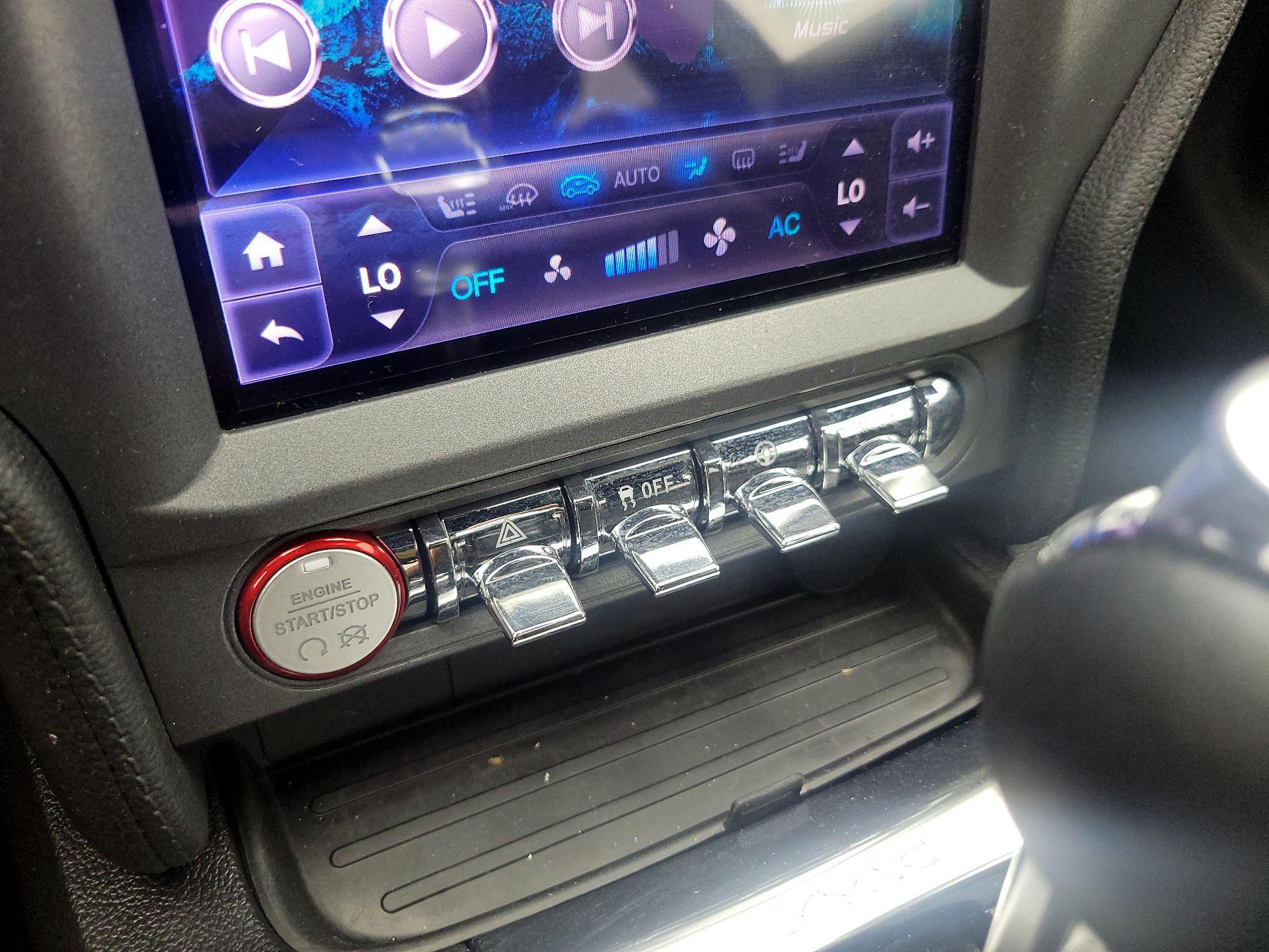 Thumbnail: 2019 Ford Mustang - 16