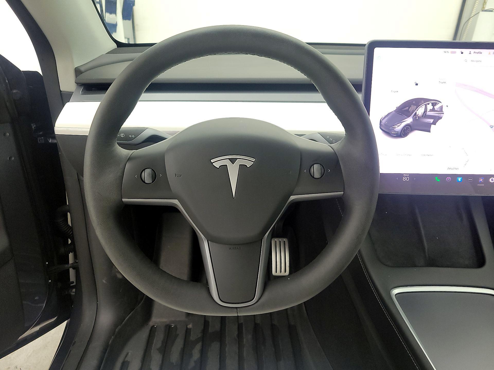 Thumbnail: 2022 Tesla Model Y - 10