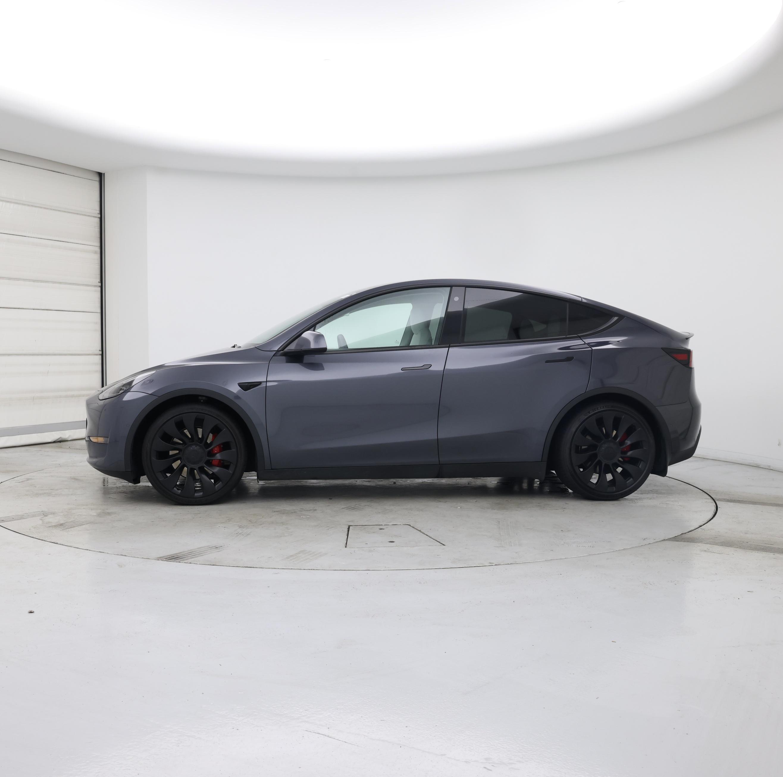 Thumbnail: 2022 Tesla Model Y - 3
