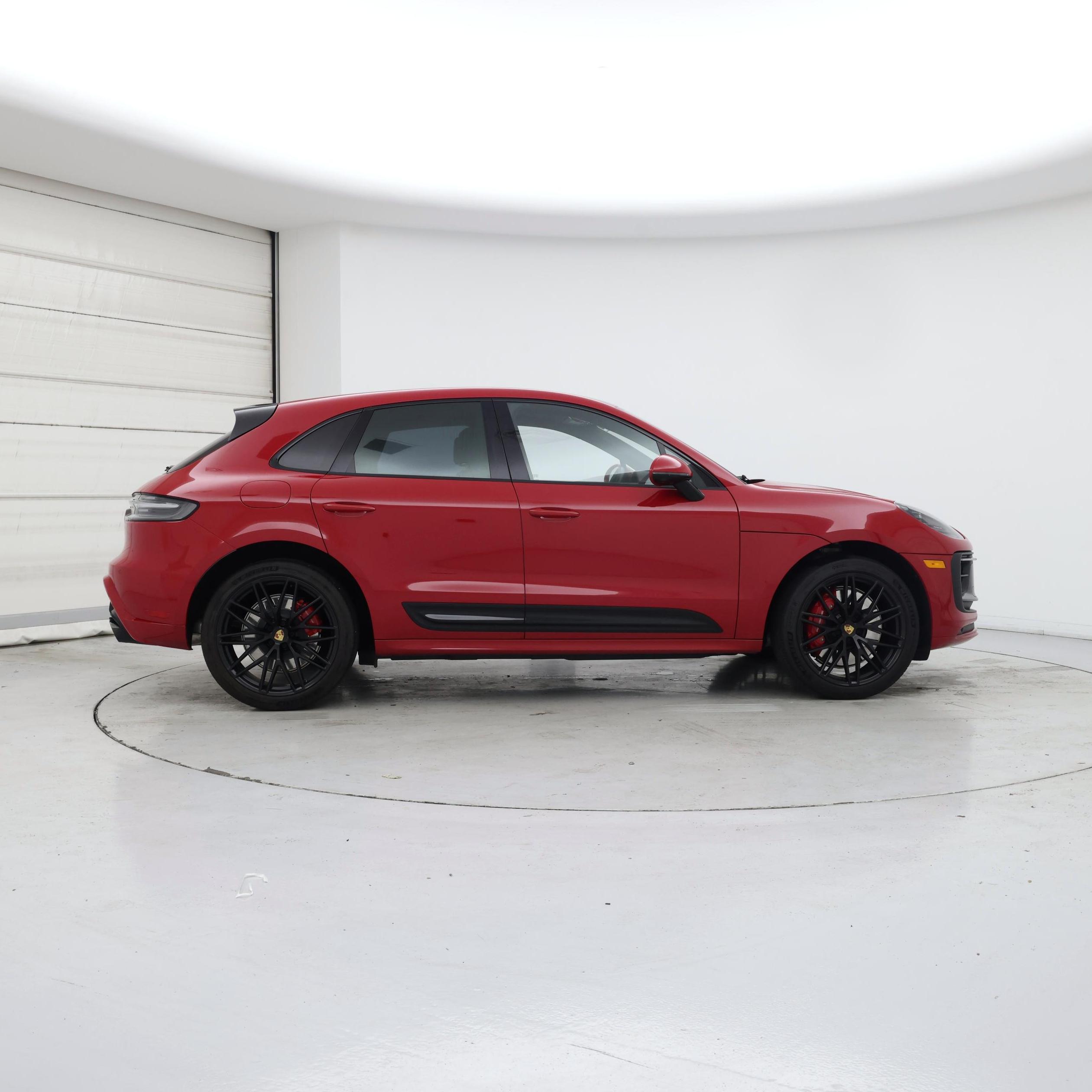 Thumbnail: 2023 Porsche Macan - 7