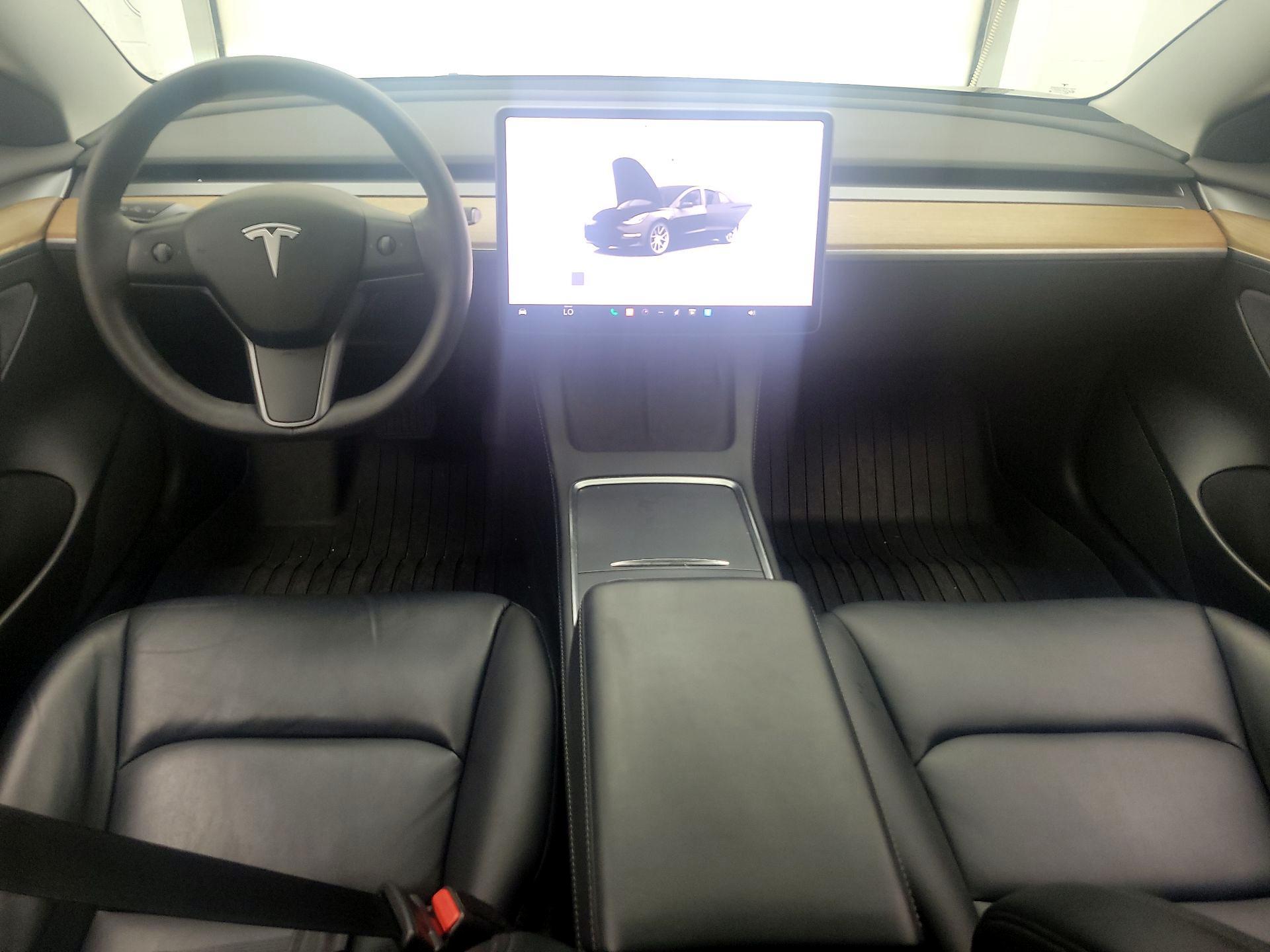 Thumbnail: 2022 Tesla Model 3 - 9