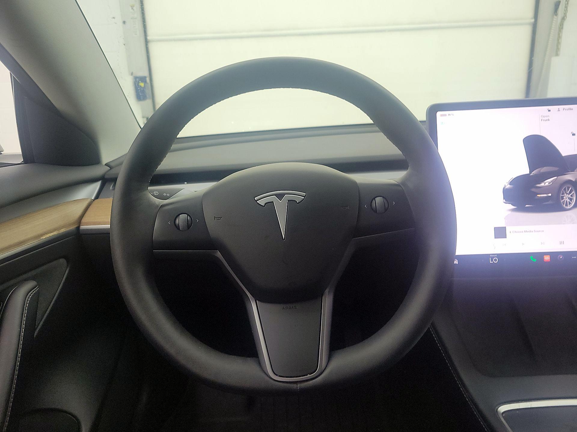 Thumbnail: 2022 Tesla Model 3 - 10