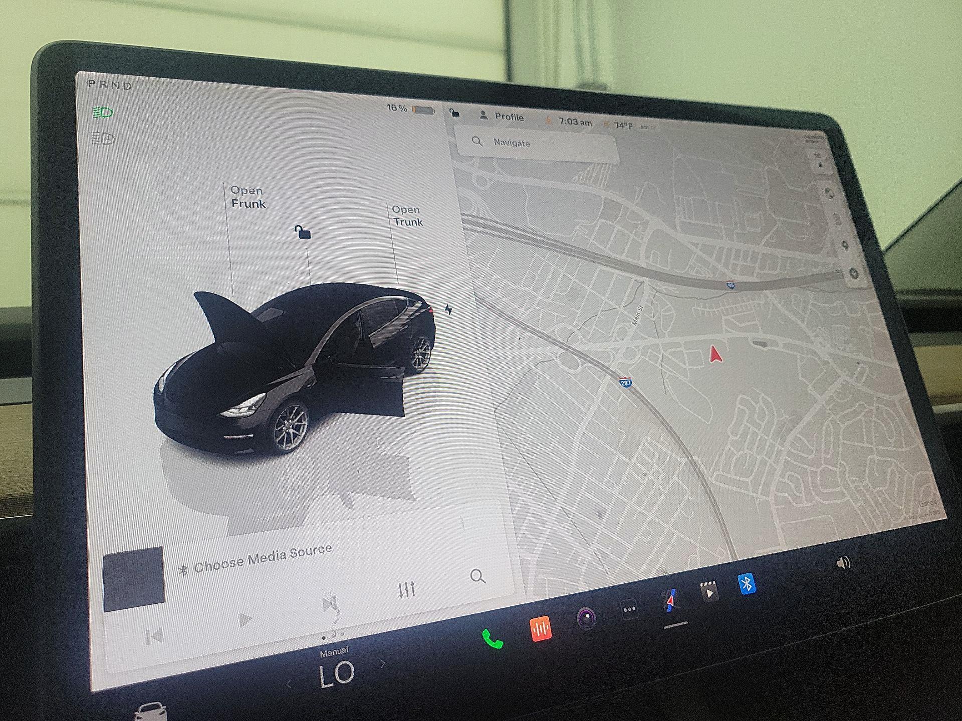 Thumbnail: 2022 Tesla Model 3 - 13