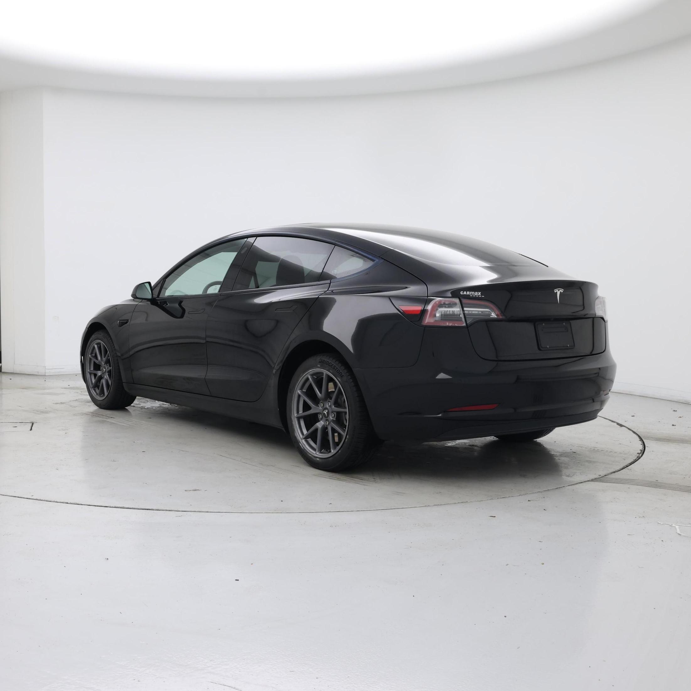 Thumbnail: 2022 Tesla Model 3 - 2