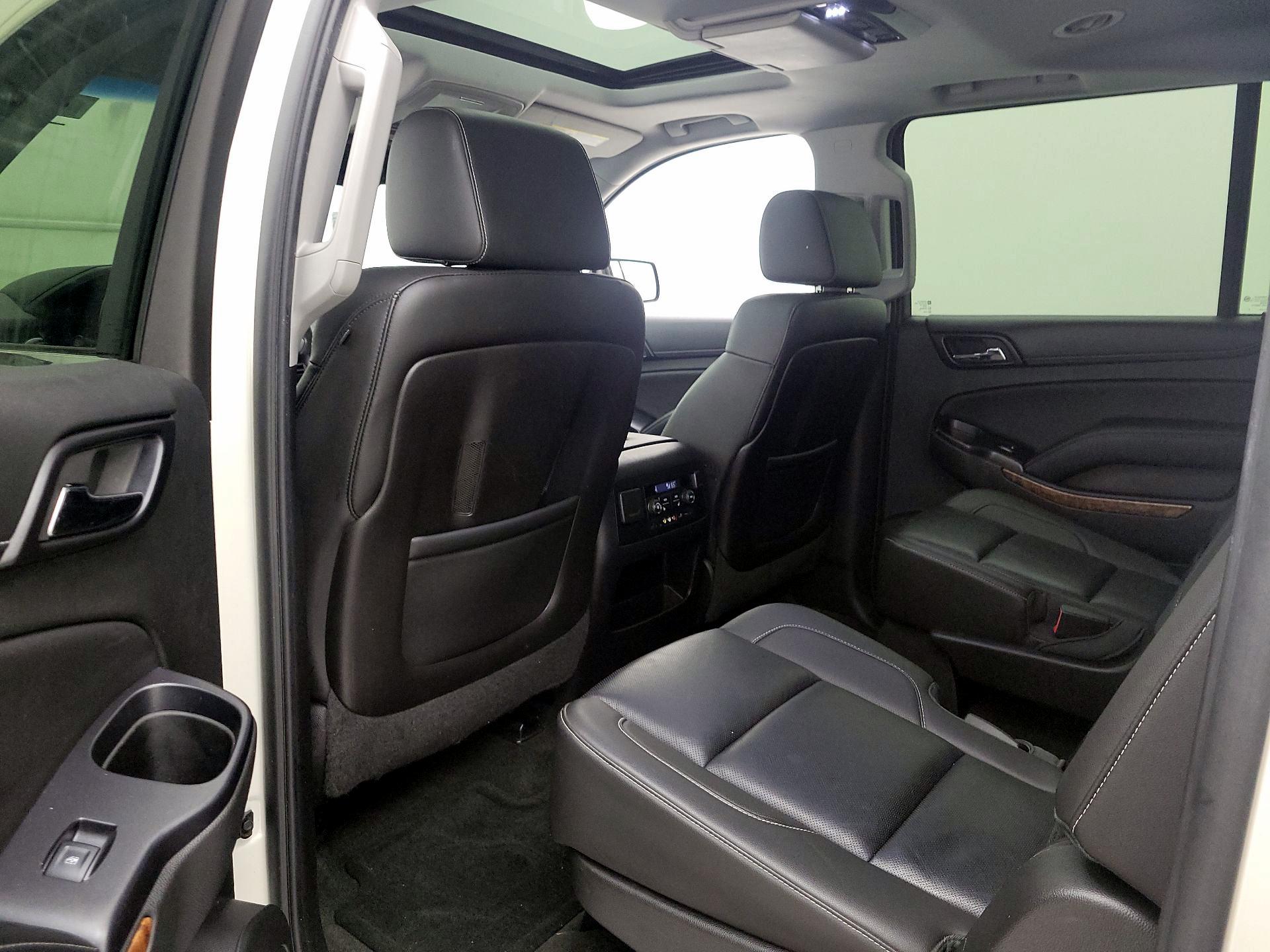Thumbnail: 2015 Chevrolet Suburban - 20
