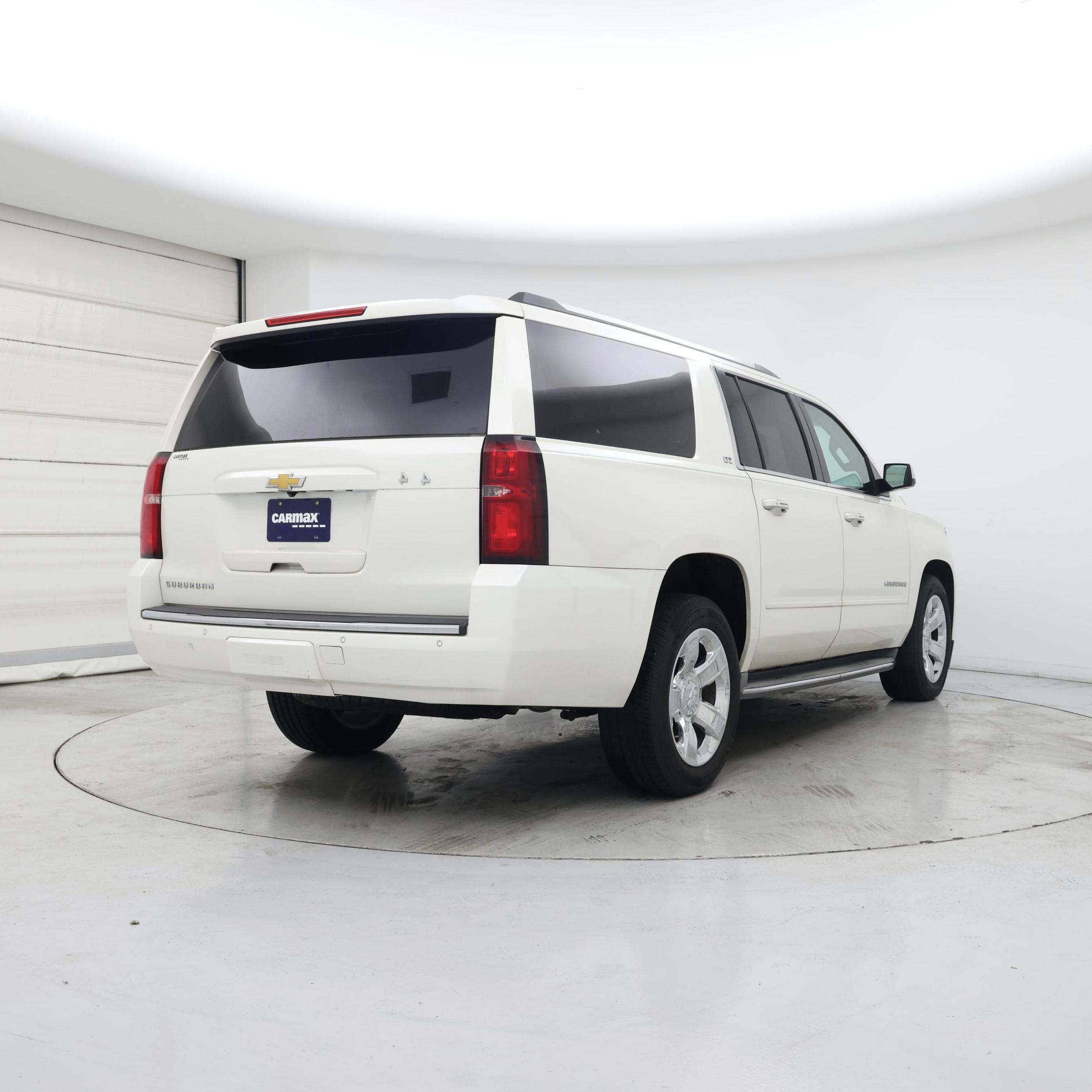 Thumbnail: 2015 Chevrolet Suburban - 8