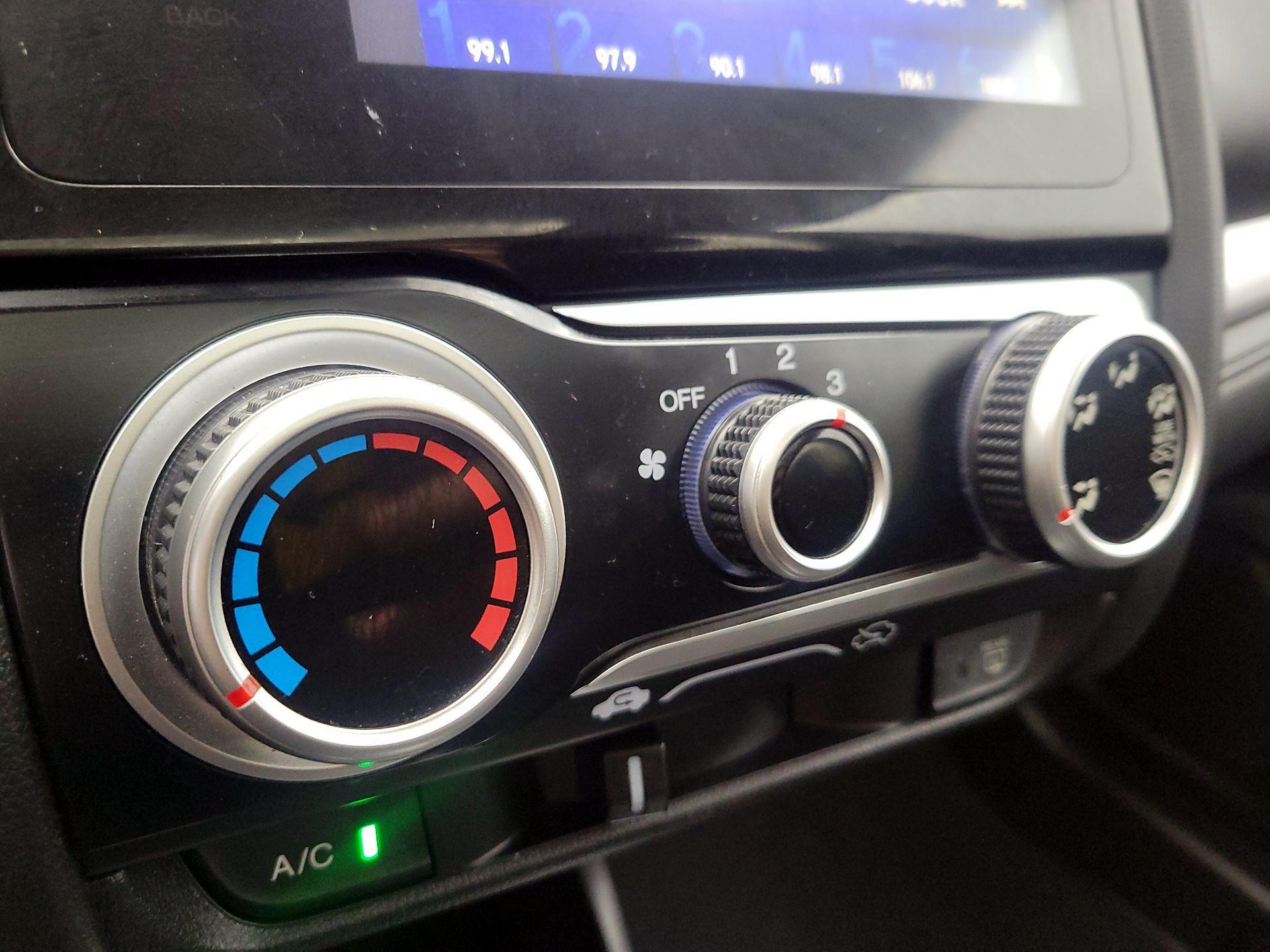 Thumbnail: 2016 Honda Fit - 16