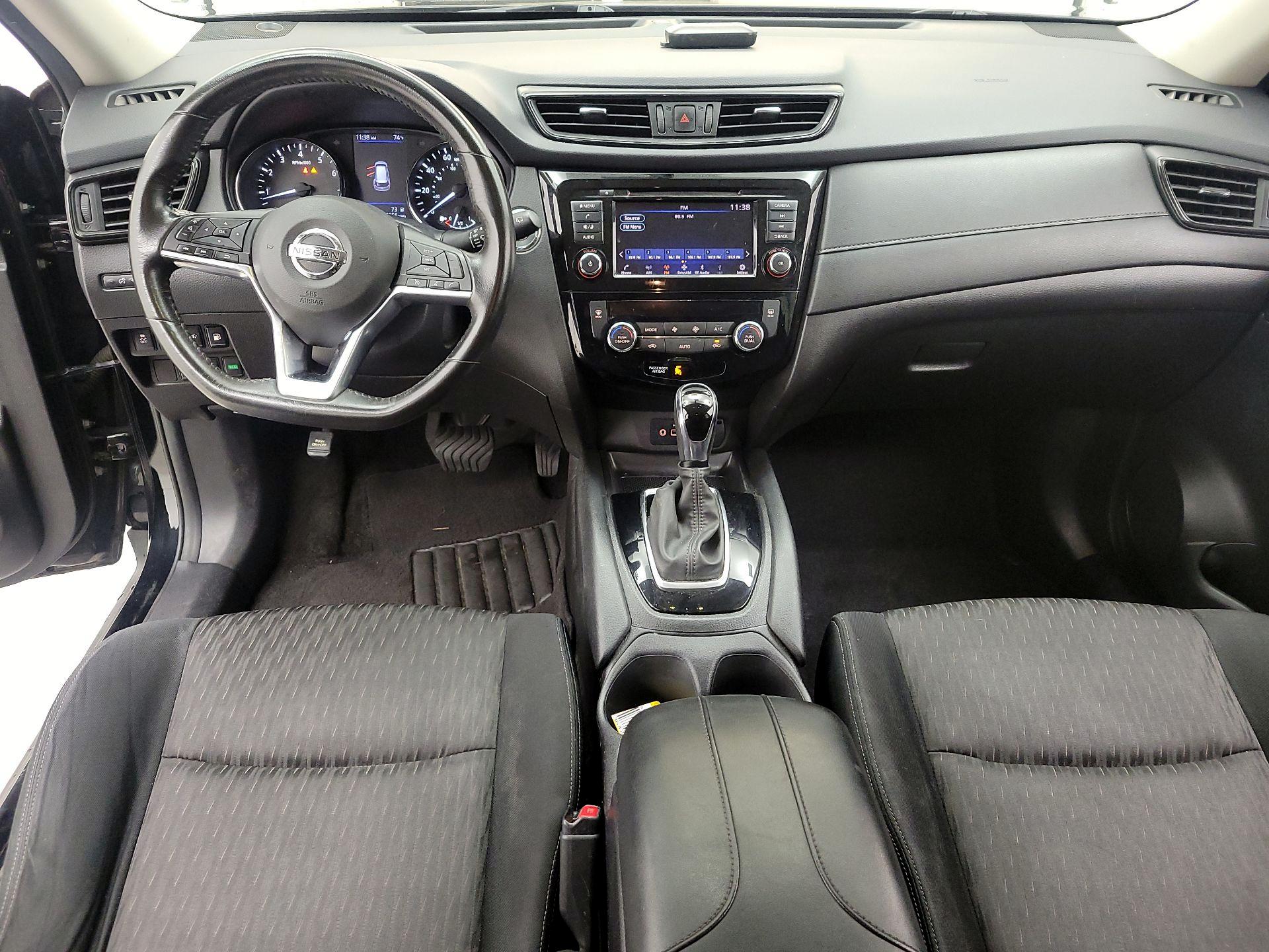 Thumbnail: 2018 Nissan Rogue - 9