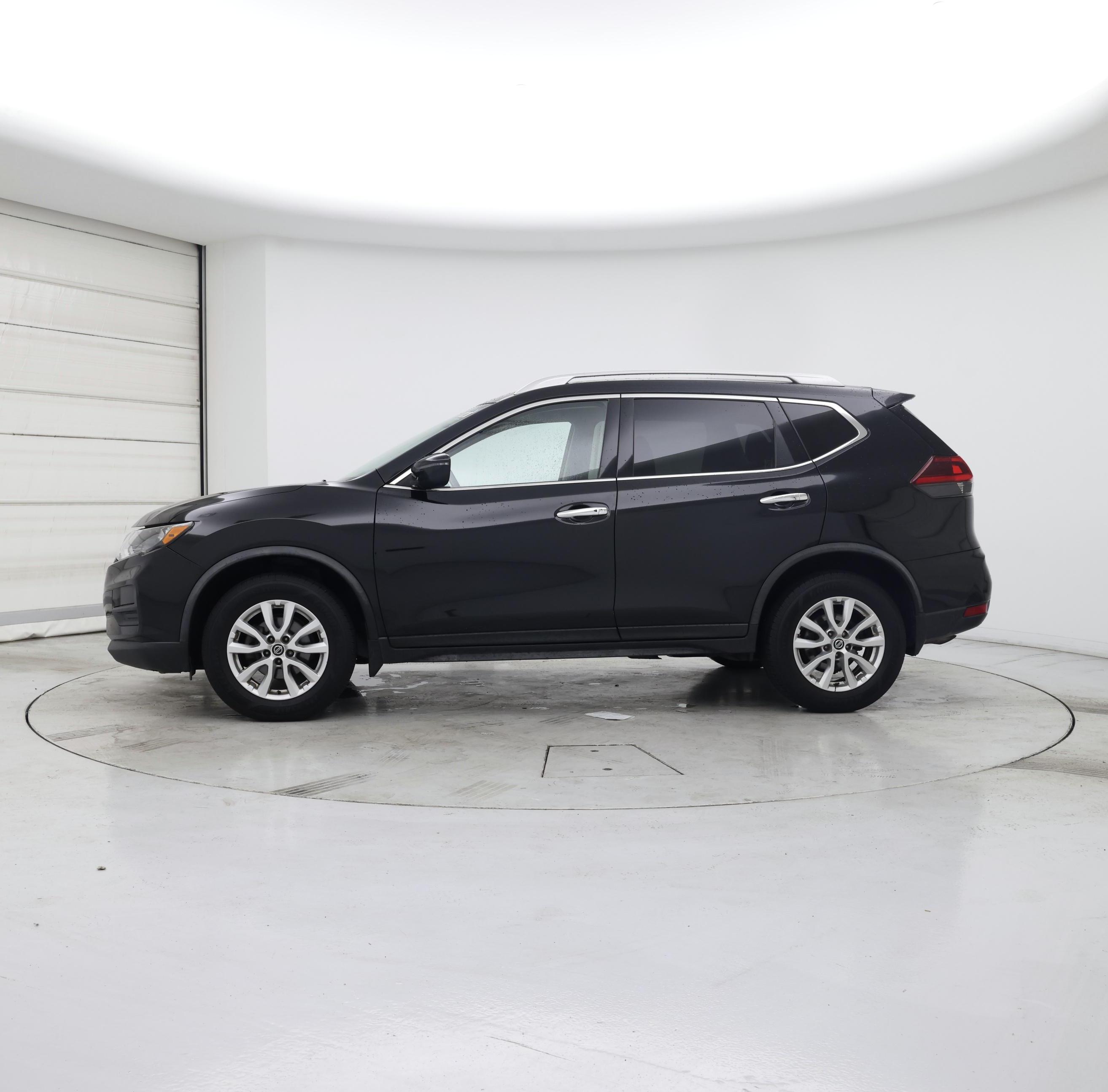 Thumbnail: 2018 Nissan Rogue - 3