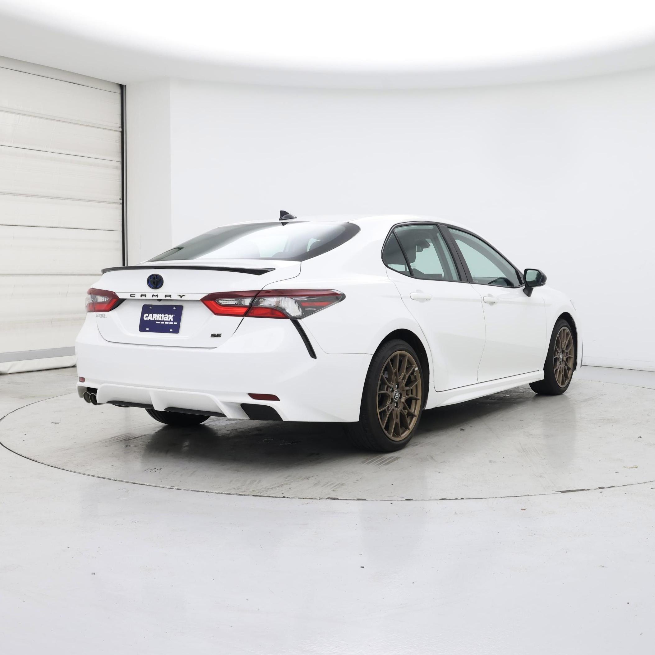 Thumbnail: 2023 Toyota Camry - 8