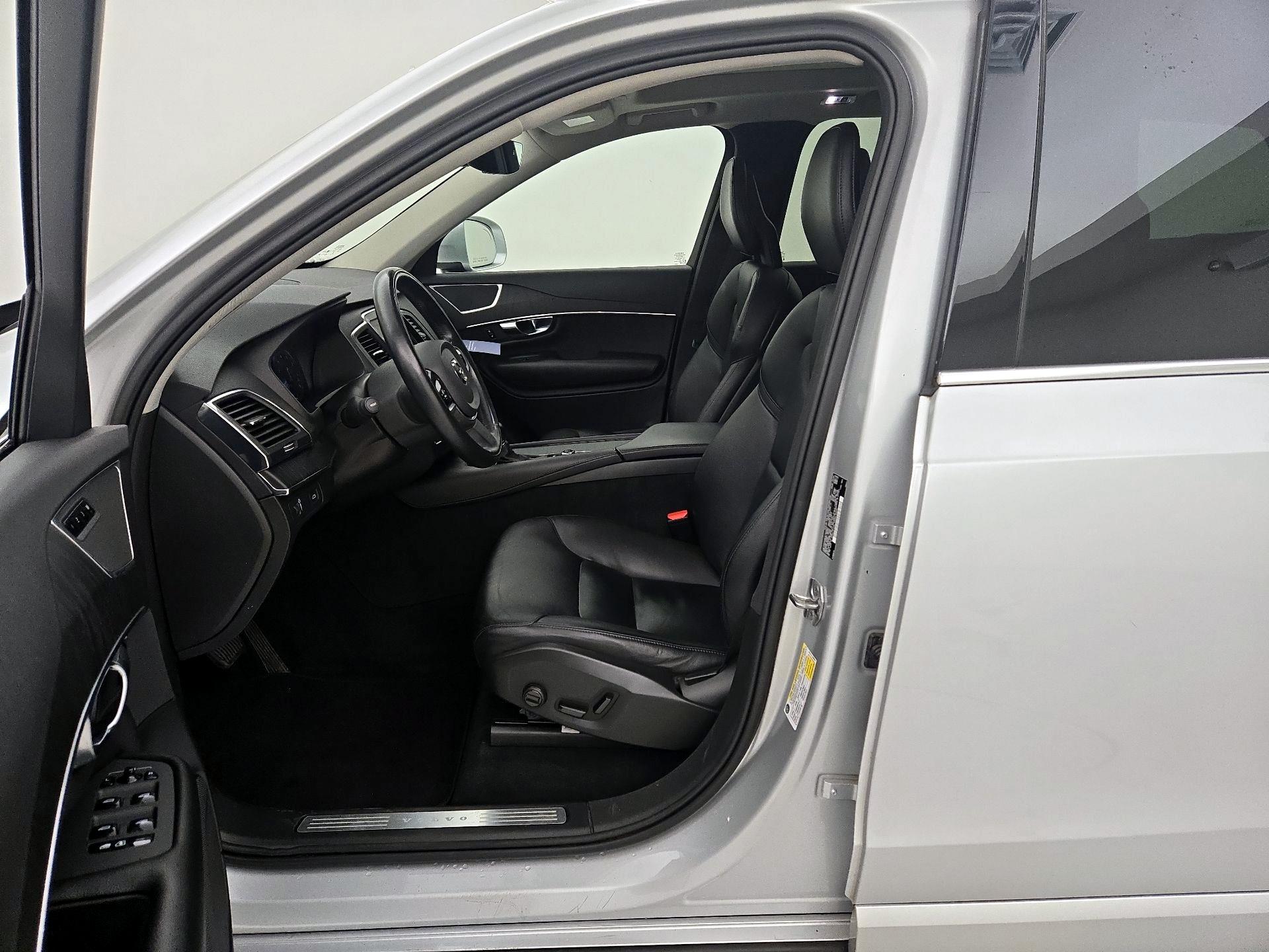 Thumbnail: 2020 Volvo XC90 - 11