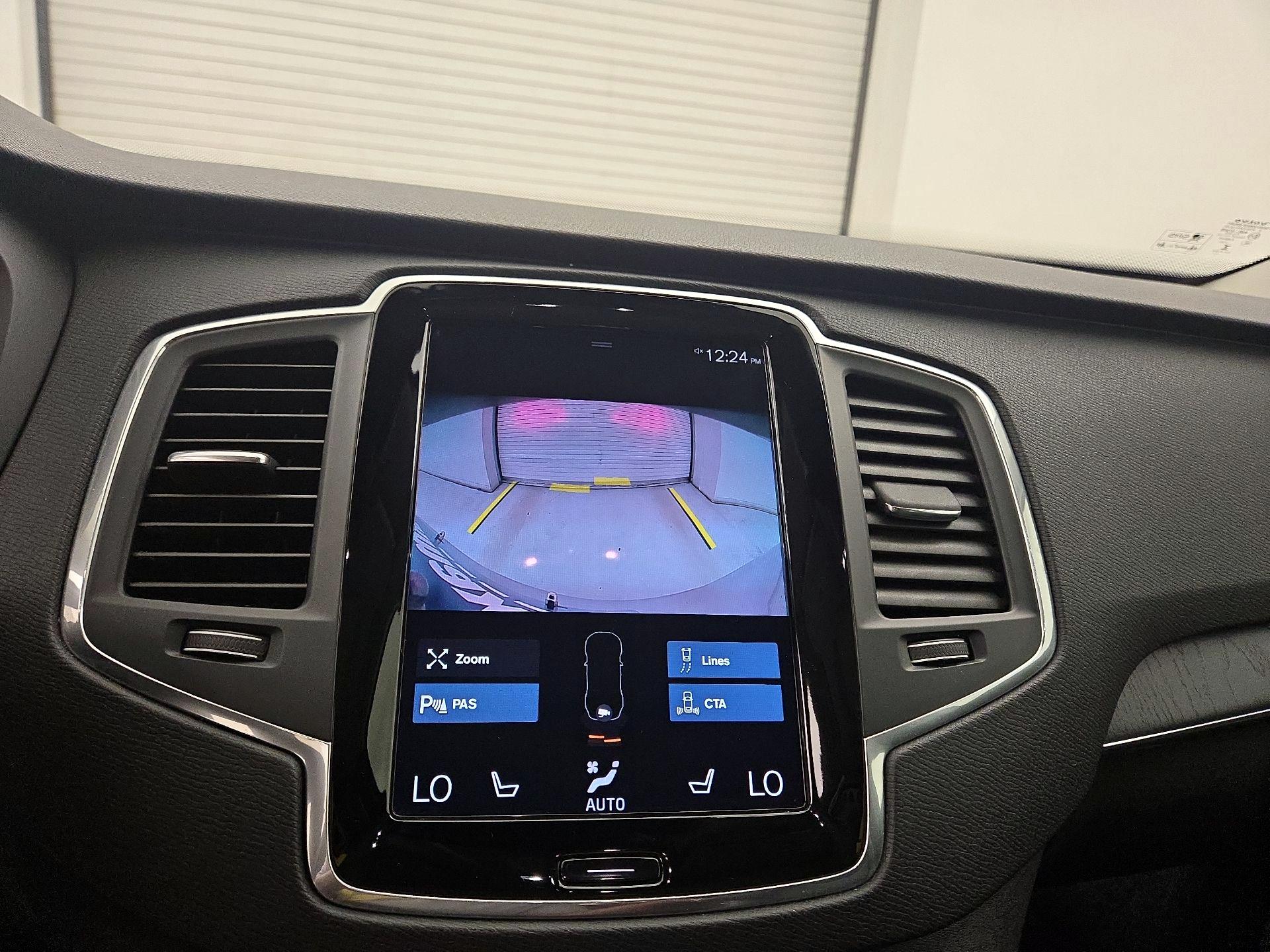 Thumbnail: 2020 Volvo XC90 - 14