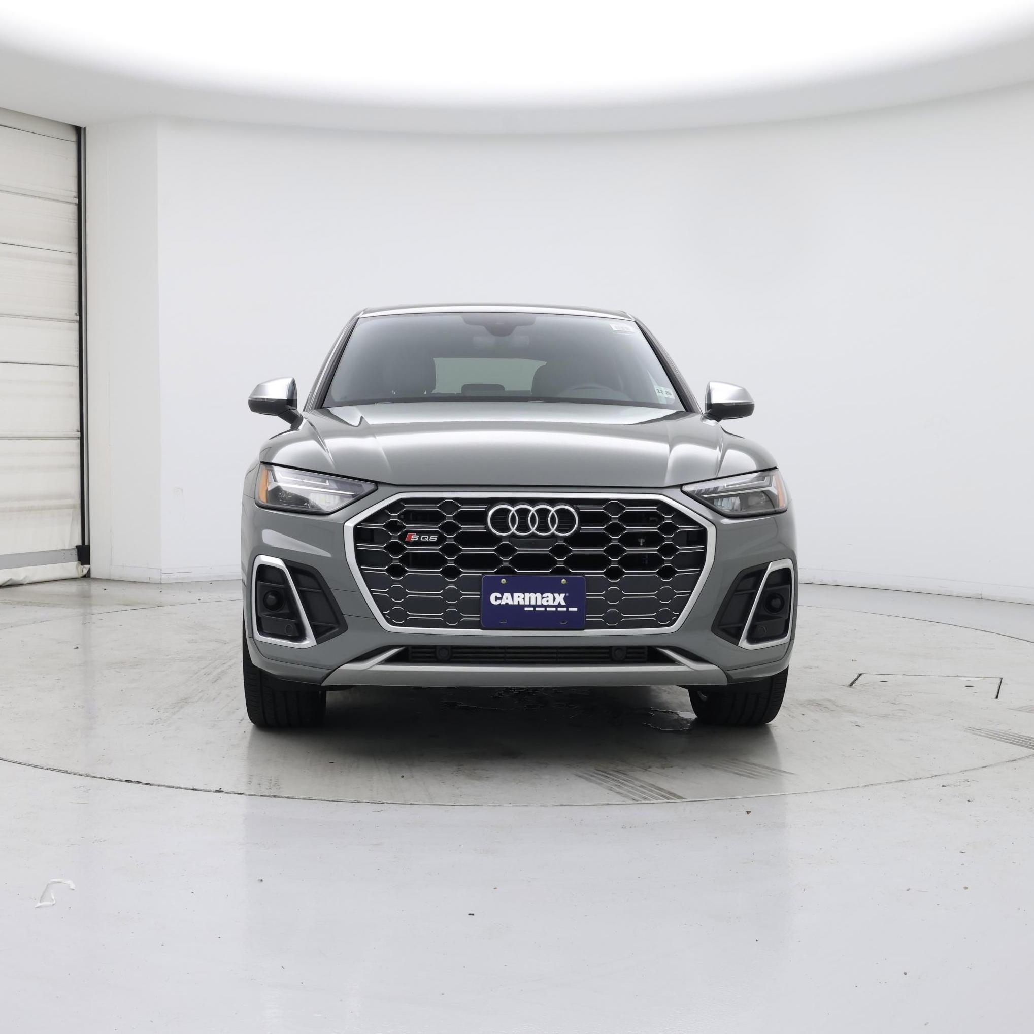 Thumbnail: 2022 Audi SQ5 - 5